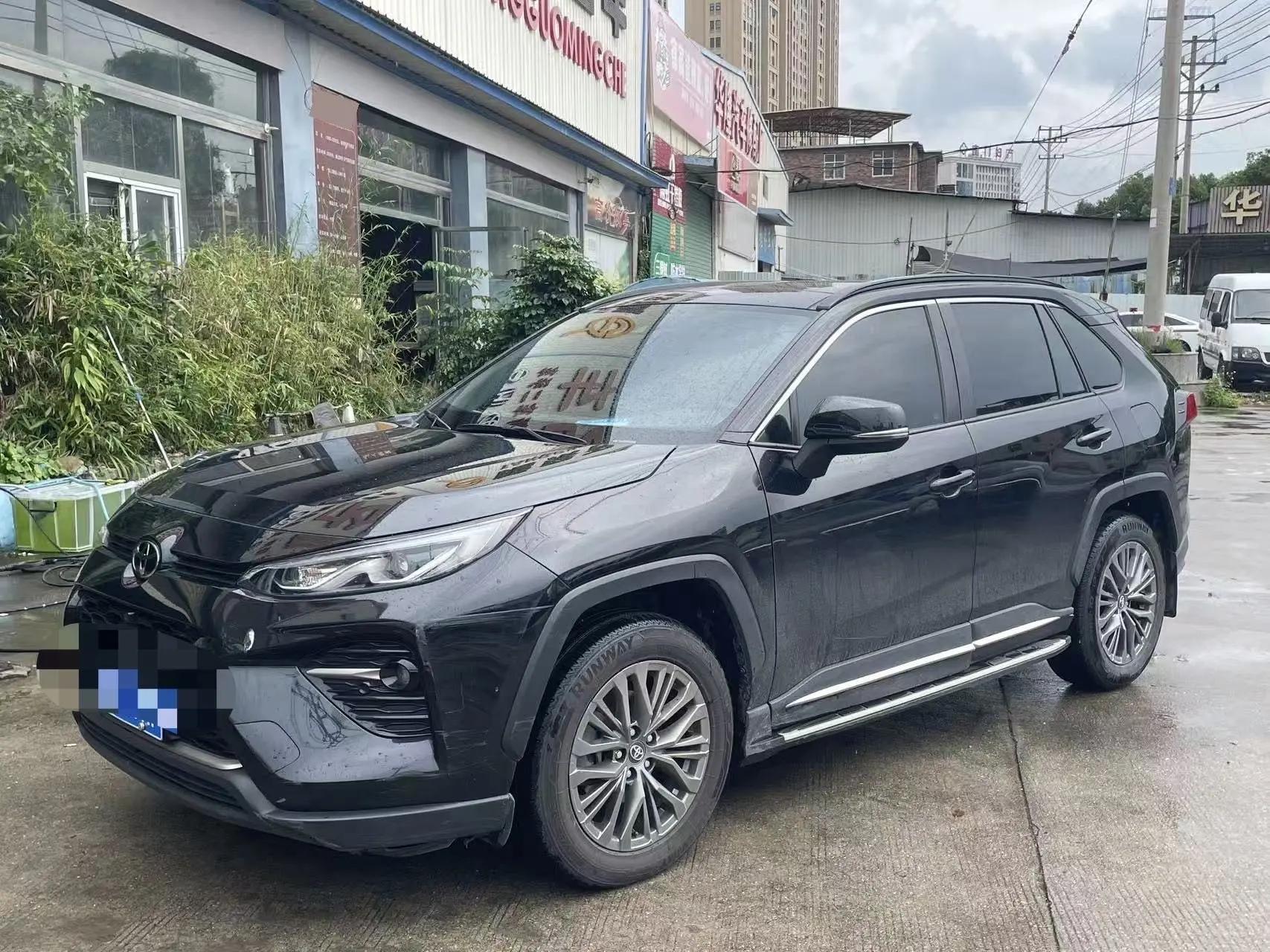 Открыть галерею: Toyota 2023 Wildlander 2.0 CVT Front-Wheel Drive Luxury PLUS Edition Automatic
