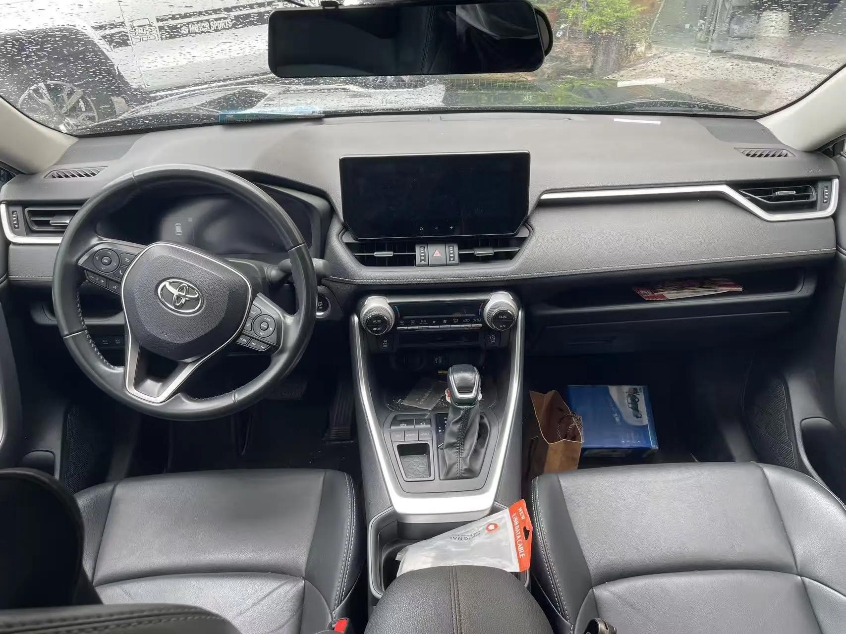 Toyota 2023 Wildlander 2.0 CVT Front-Wheel Drive Luxury PLUS Edition Automatic 8