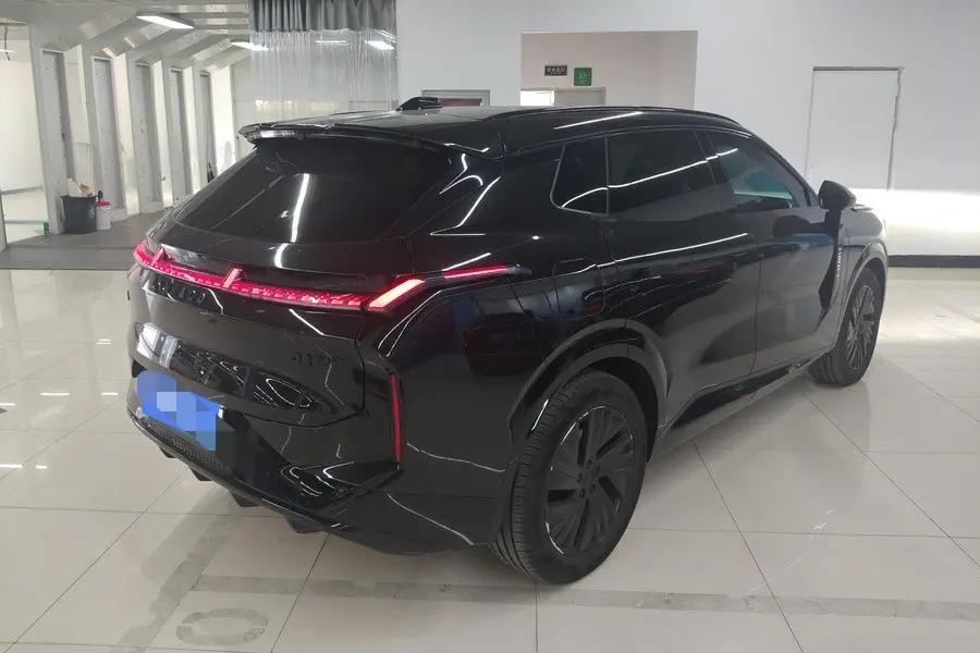 LYNK&amp;CO 2025 LYNK&amp;CO 08 EM-P 1.5T 120km Long Range Pro Automatic 2