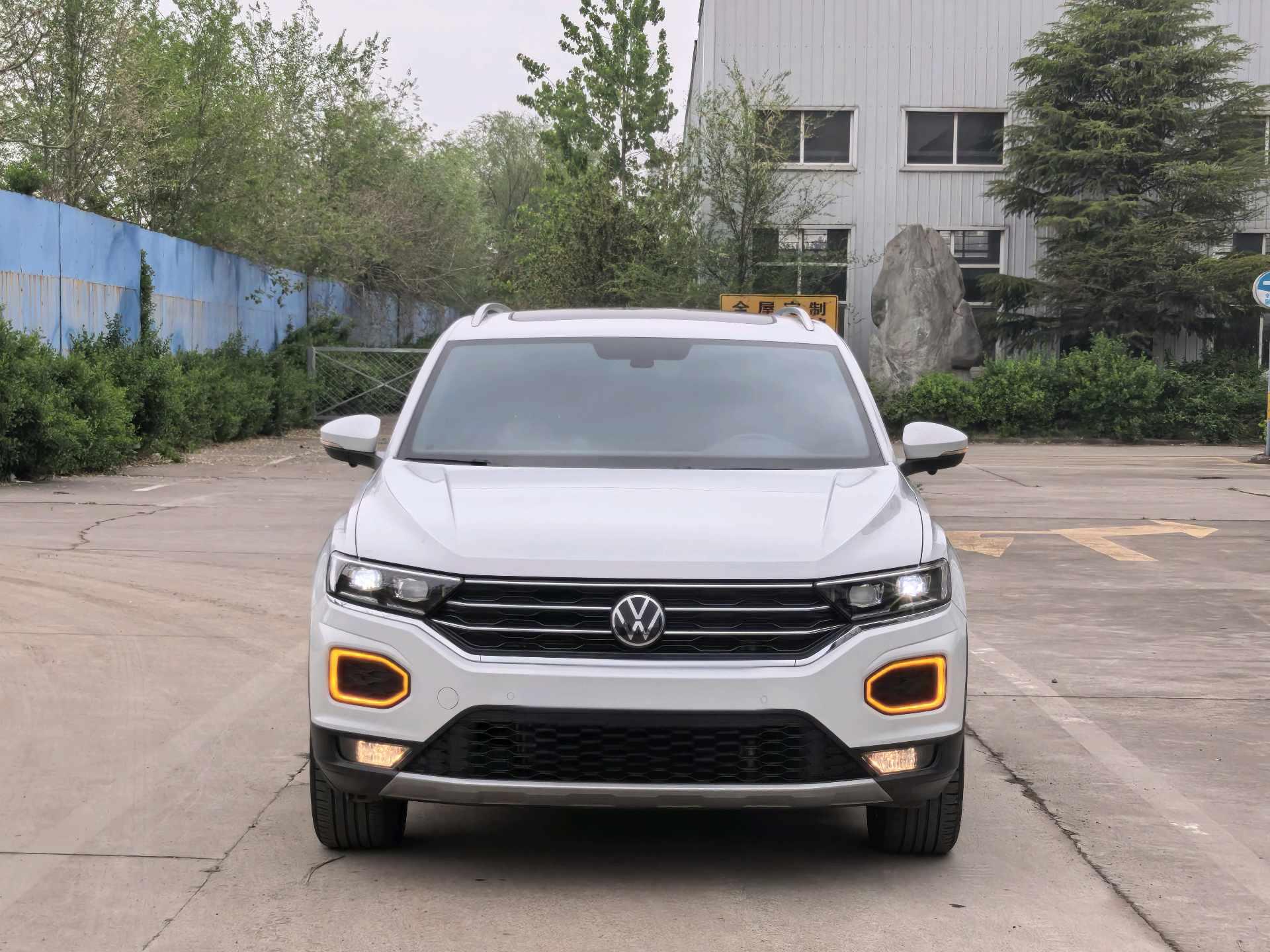 T-ROC Tange 2021 to 280TSI DSG Two-Drive Deluxe Zhilian Edition 2