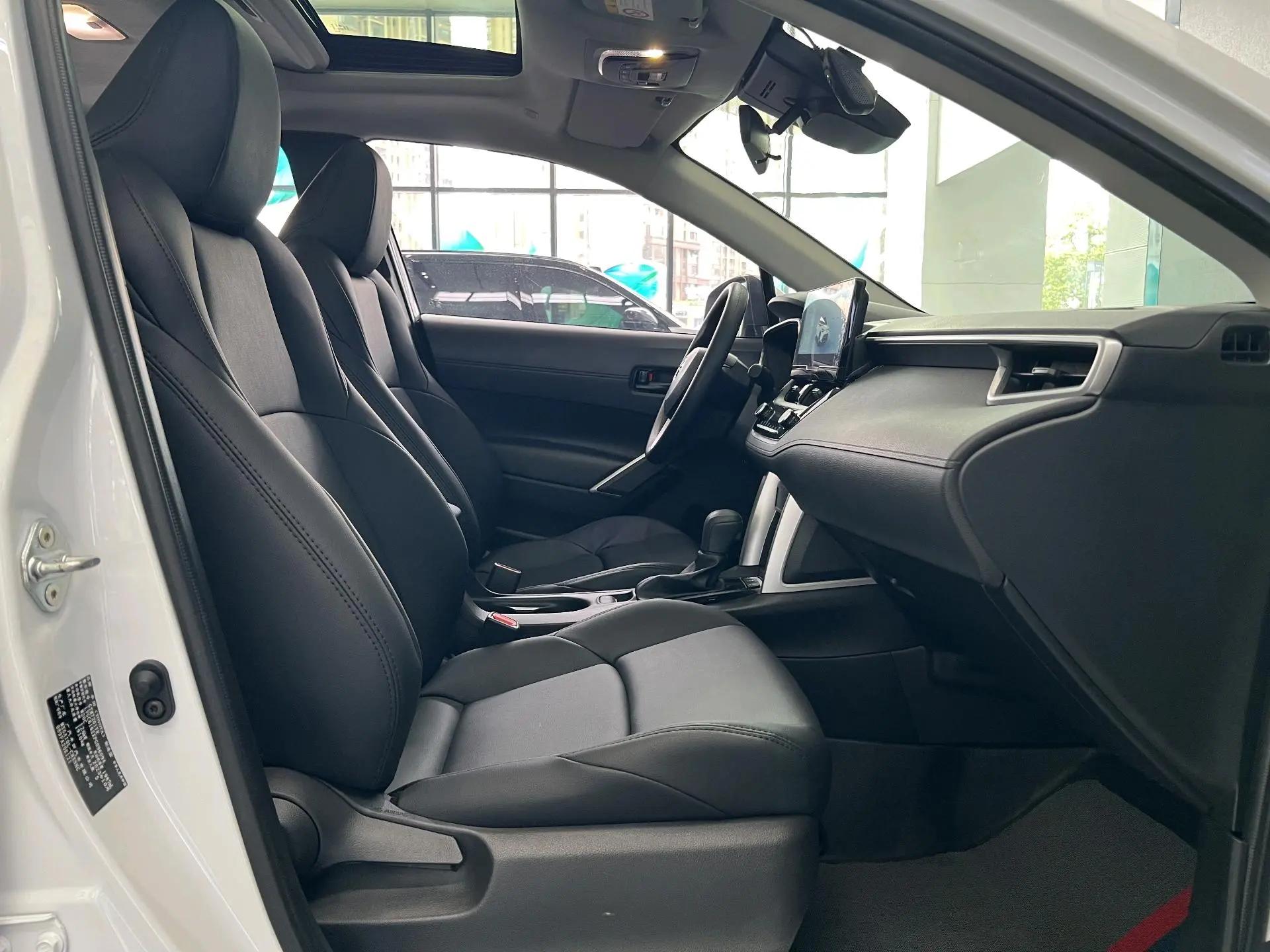 Toyota 2023 Frontlander 2.0 CVT Leading Edition Automatic 7