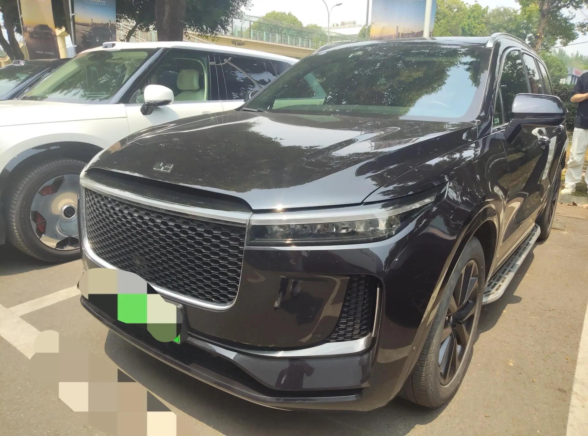 Li ONE 2020 extended 6-seat version
