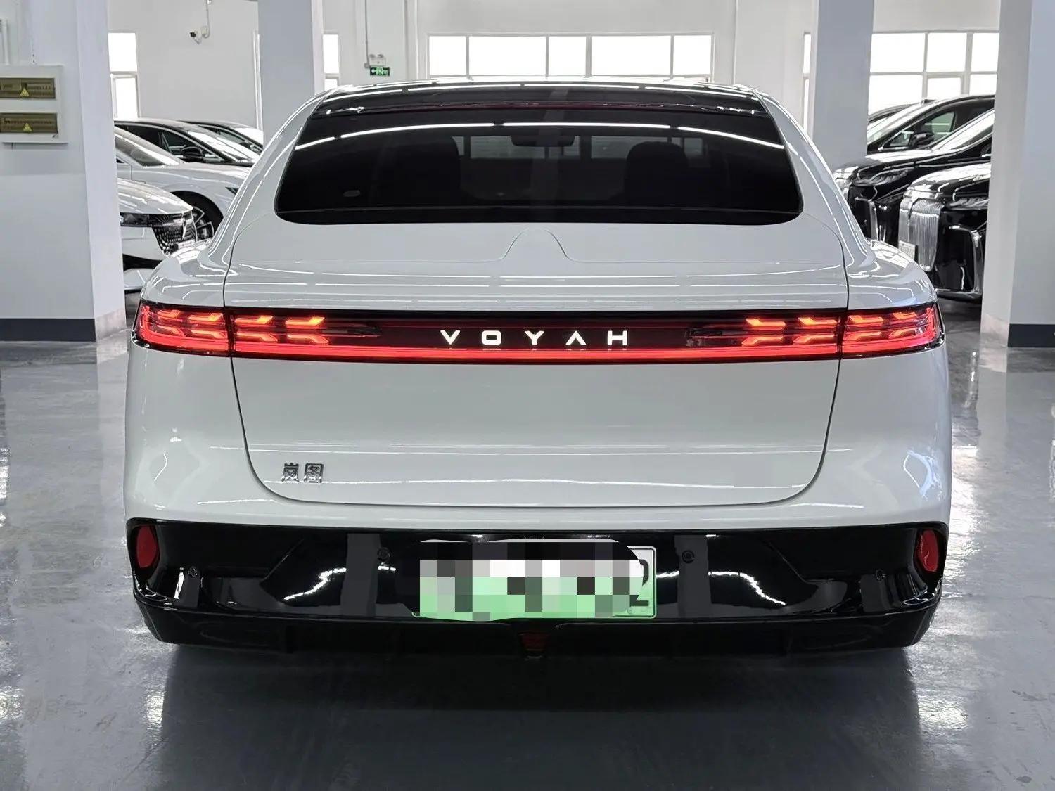 Voyah Chasing Light 2023 Four-wheel Drive Flagship Edition 5