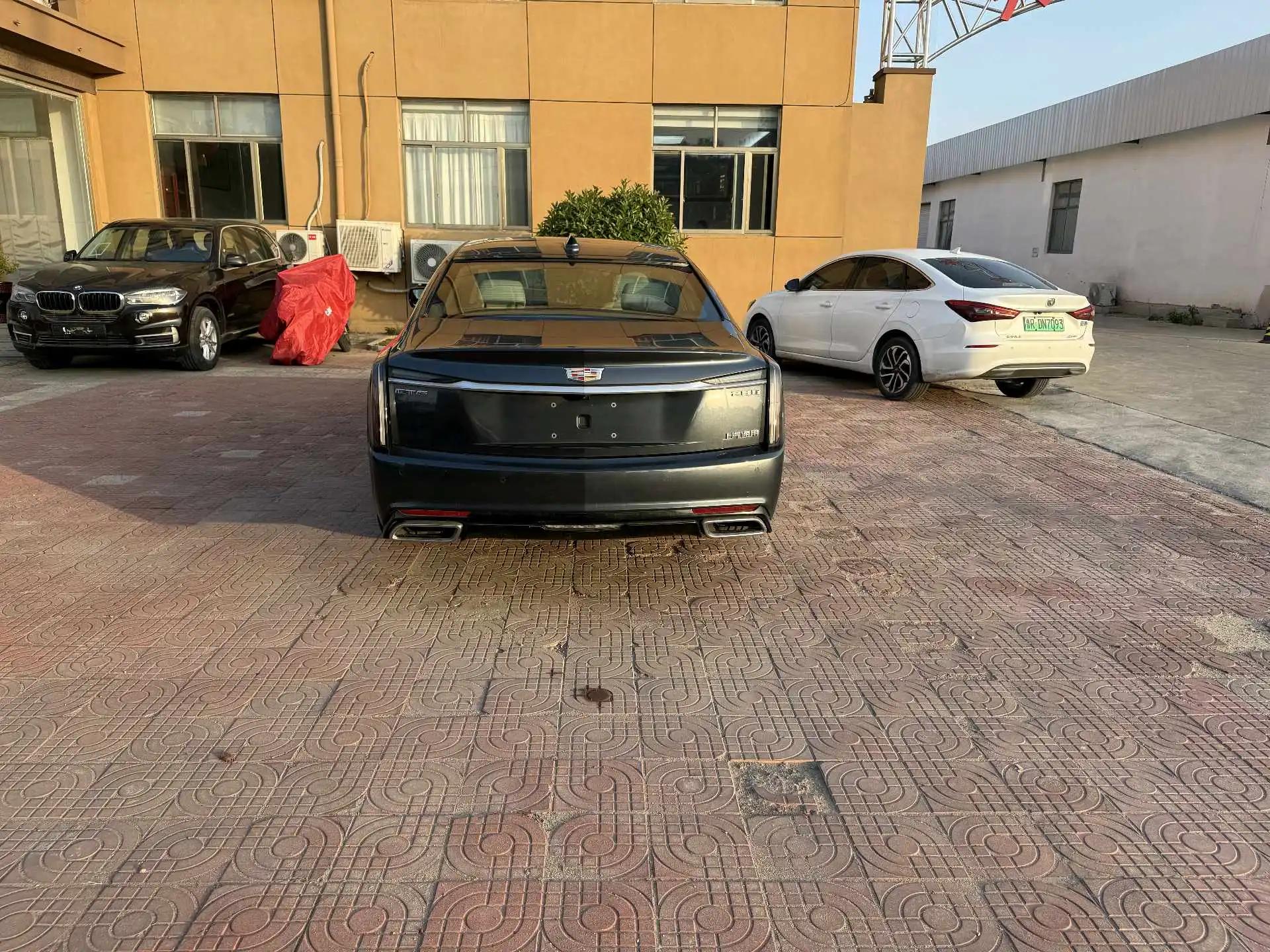 Cadillac CT6 2023 28T fashion model 3