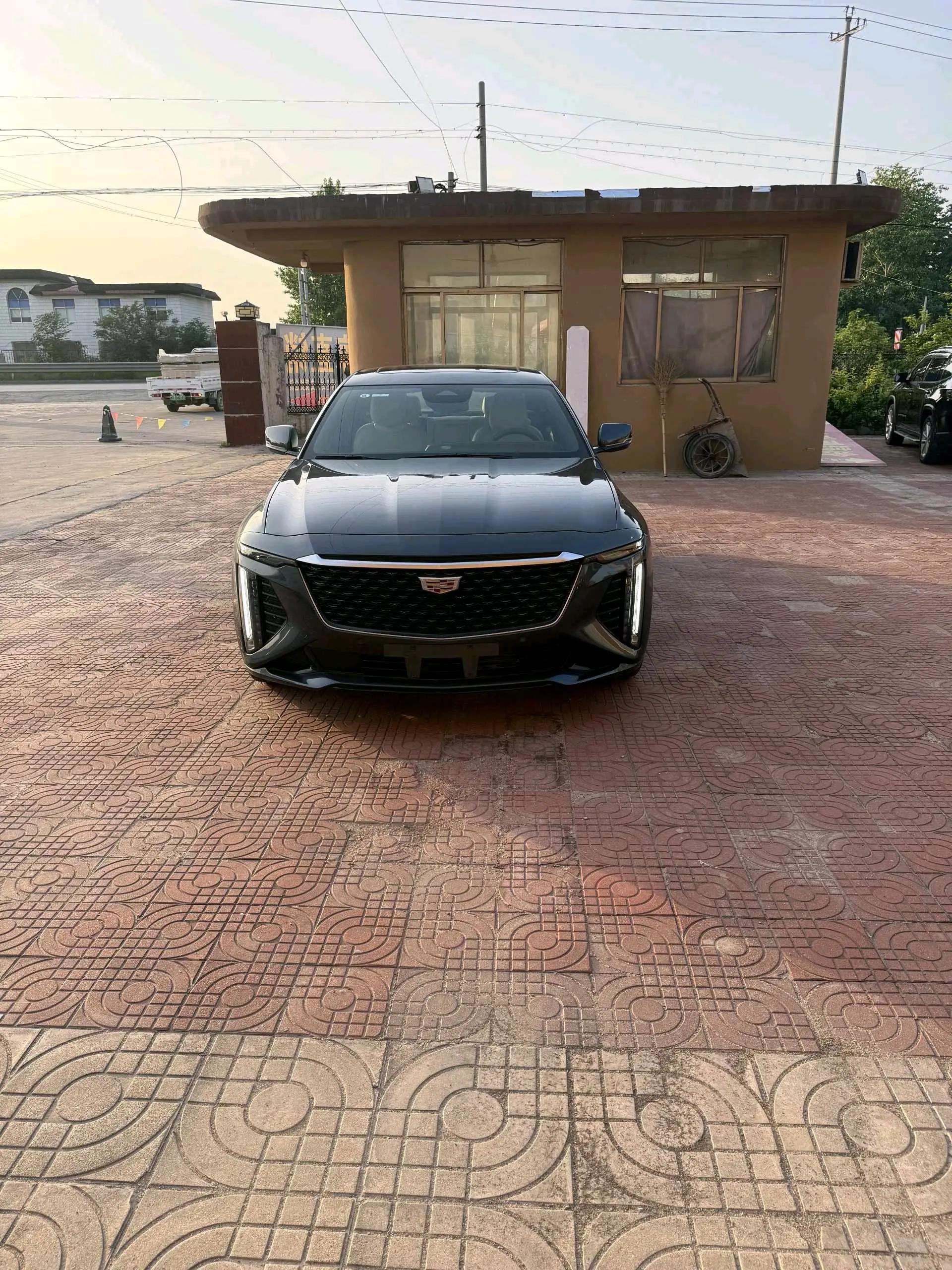 Cadillac CT6 2023 28T fashion model 4