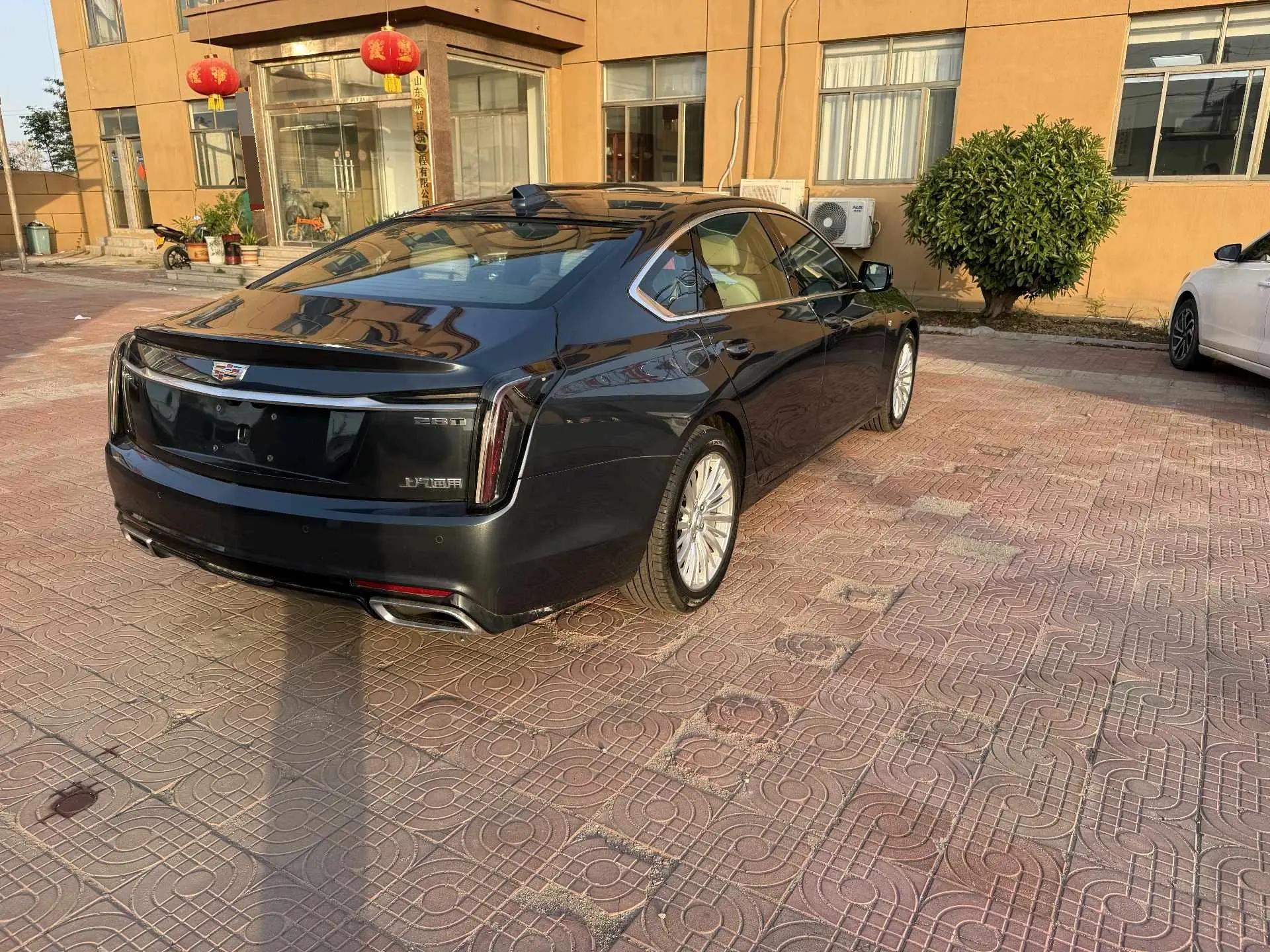 Cadillac CT6 2023 28T fashion model 6