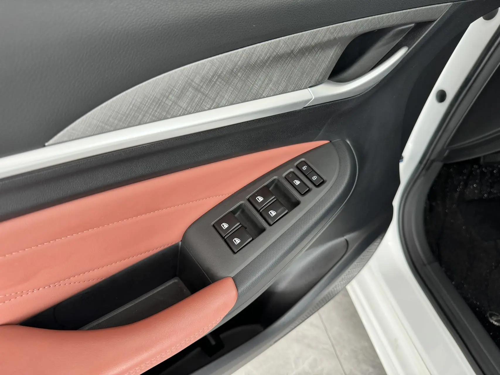 ChangAn 2023 Eado PLUS 1.4TGDI Blue Whale NE Enjoyment Version Prestige Version Automatic 13