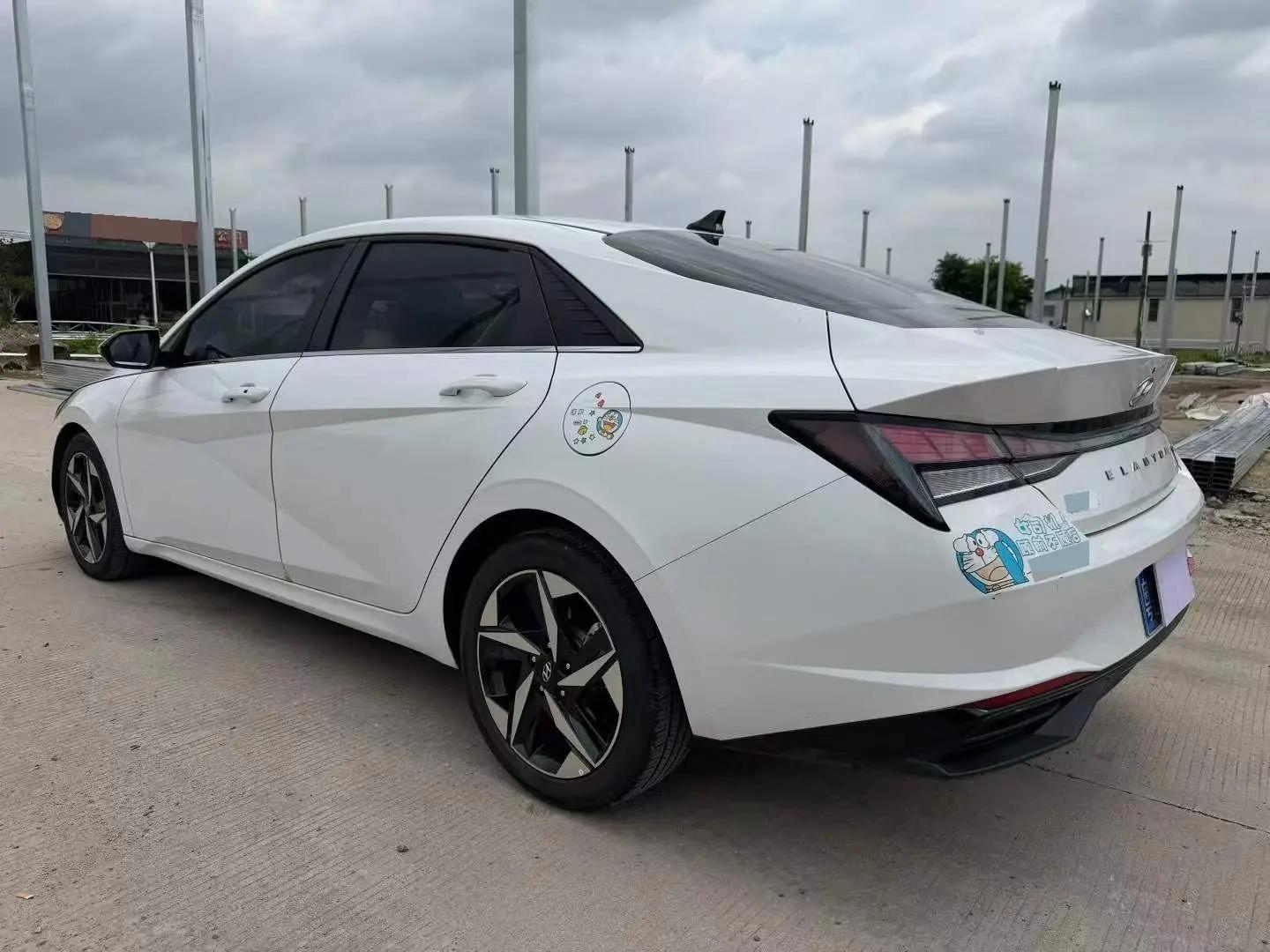 Elantra 2023 1.5L CVT GLS Leading Edition 6