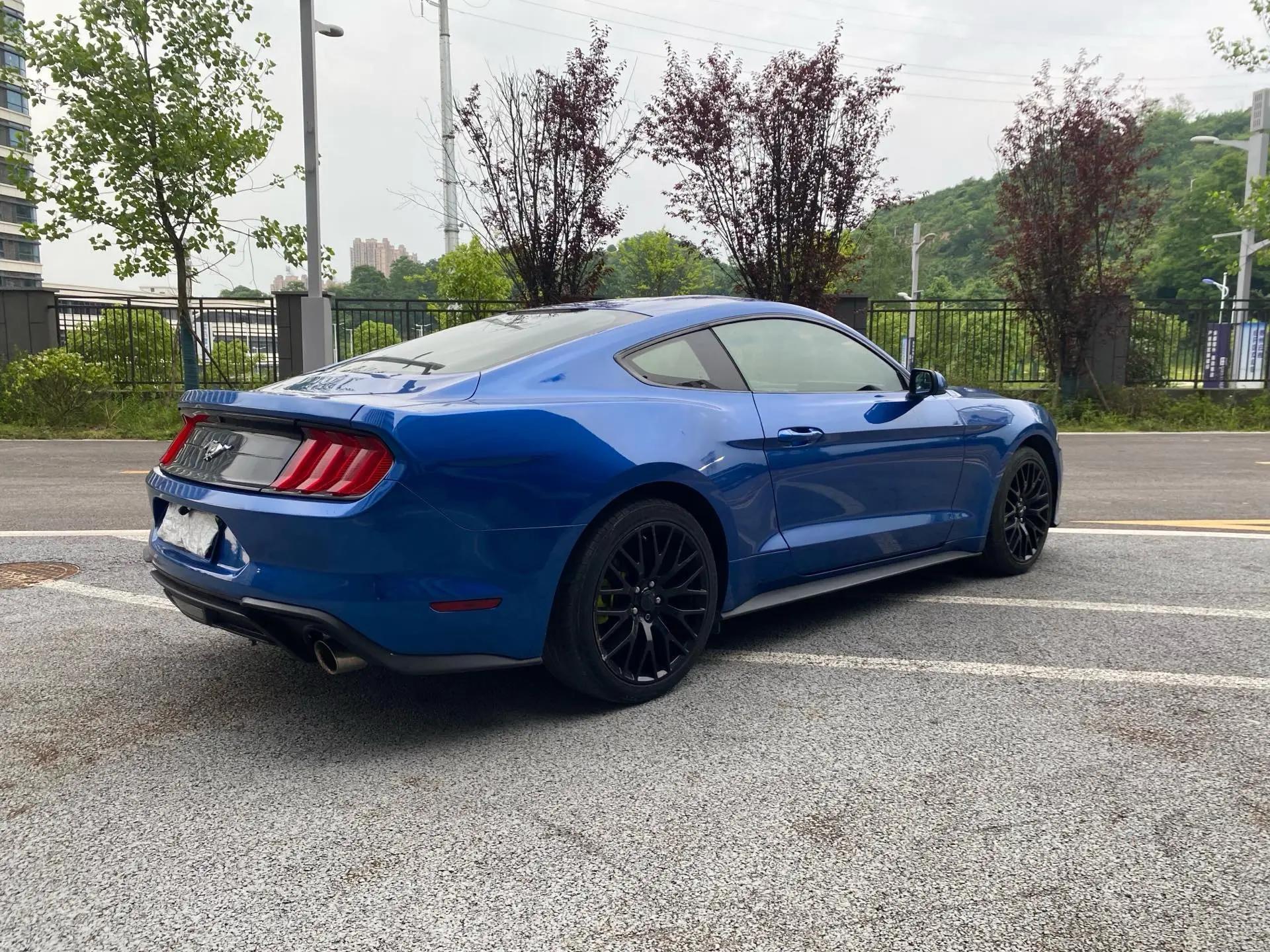 Mustang 2018 2.3L EcoBoost 9