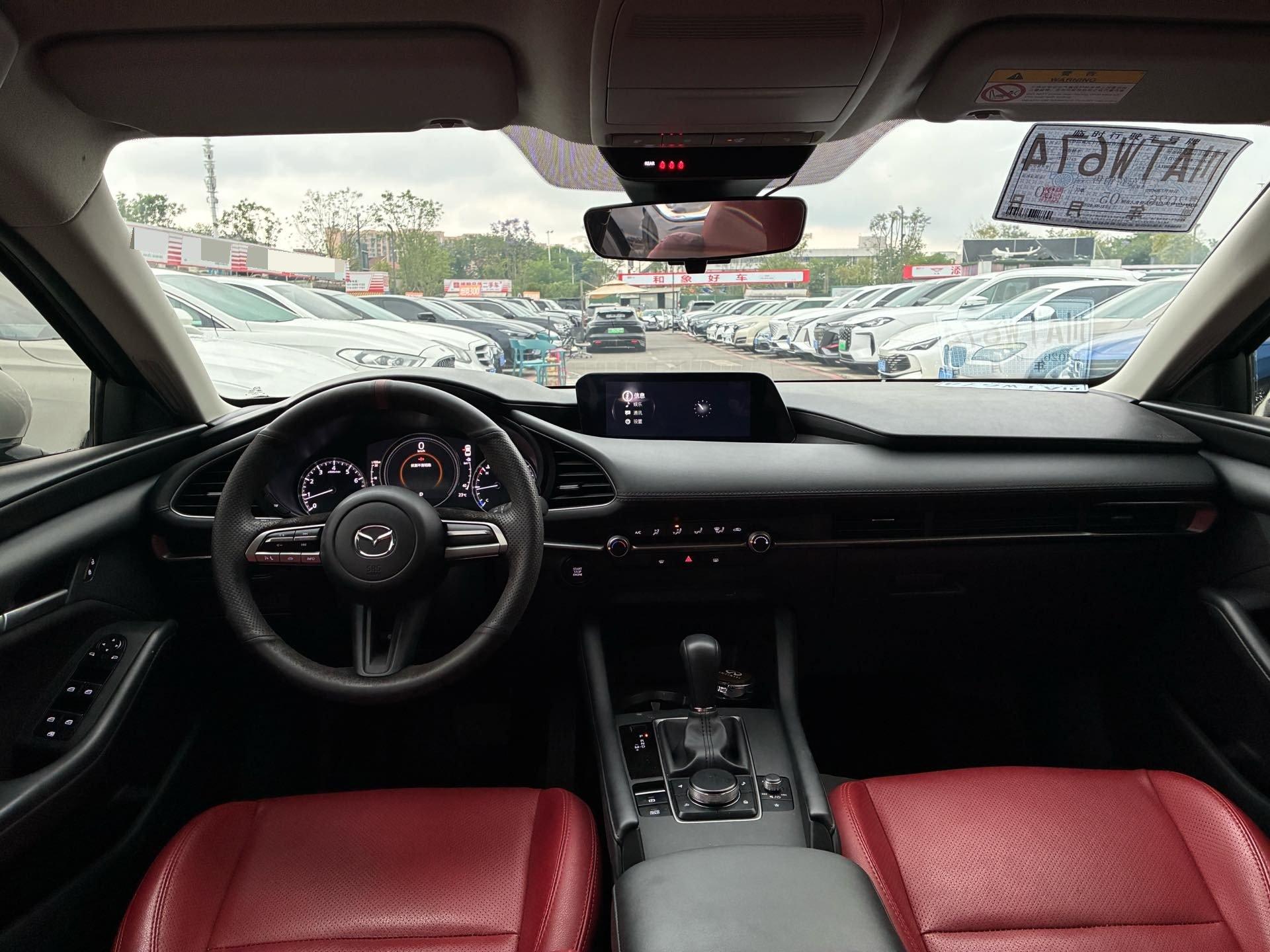 Mazda3 Axela 2022 2.0L Automatic Luxury Edition 6