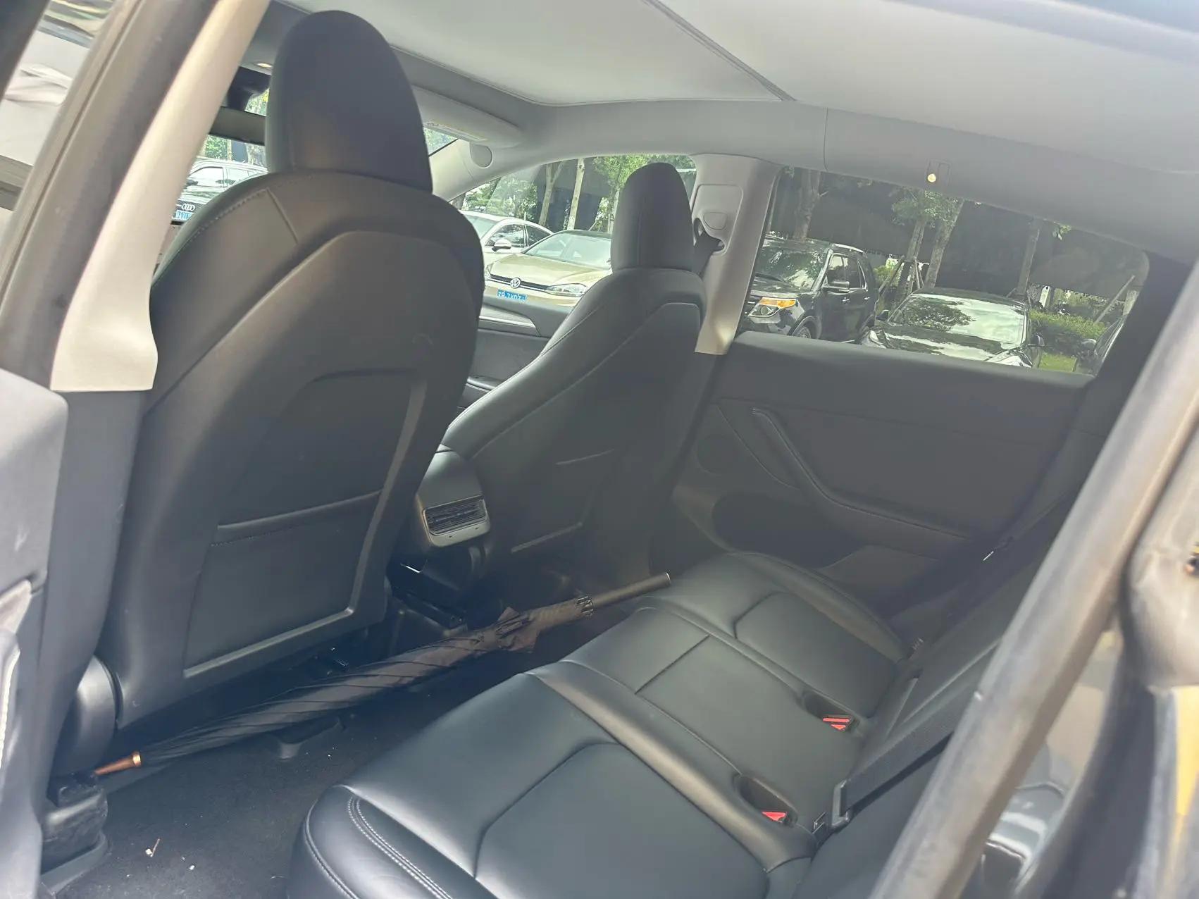 2024 Model Y Rear-Wheel Drive Edition 5