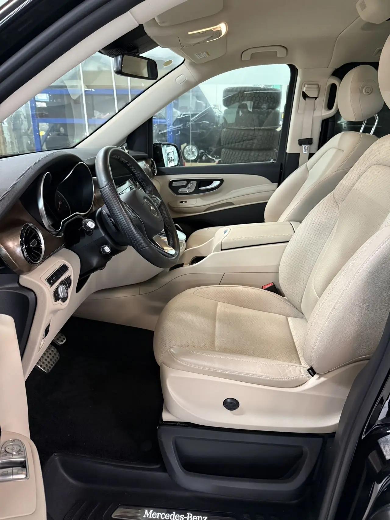 Mercedes Benz V 2020V 260 Premium Edition 4