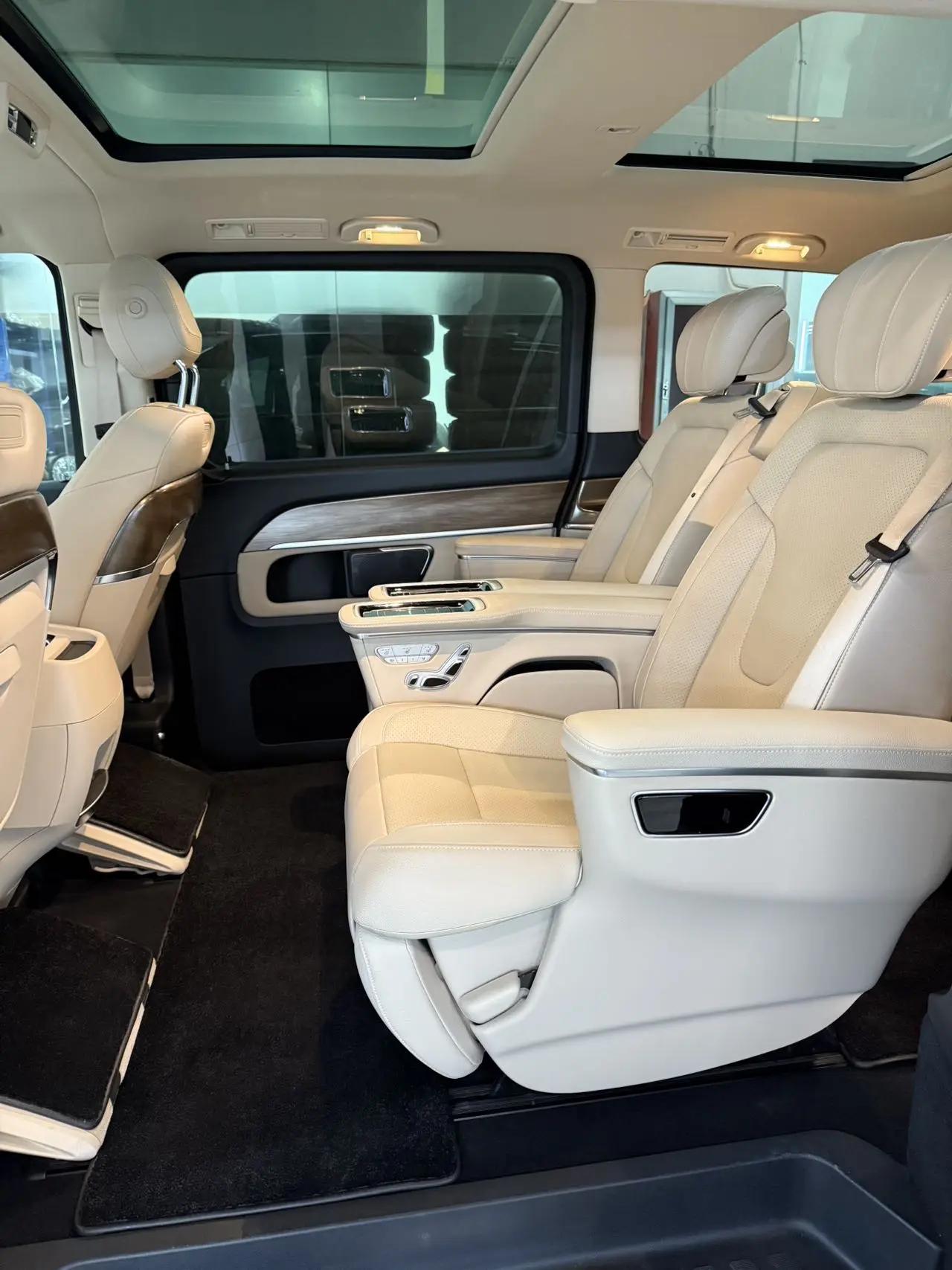 Mercedes Benz V 2020V 260 Premium Edition 5