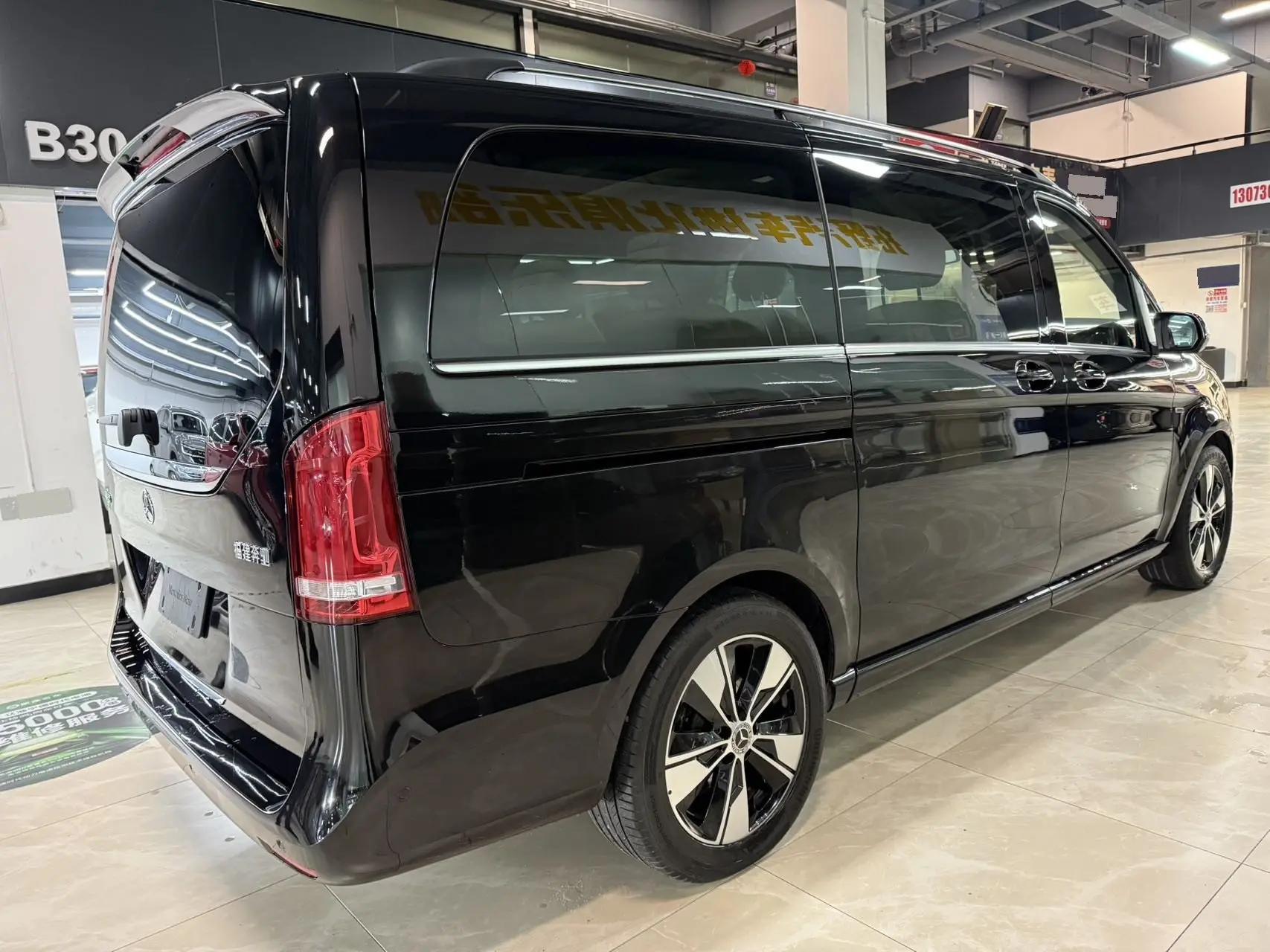 Mercedes Benz V 2020V 260 Premium Edition 9