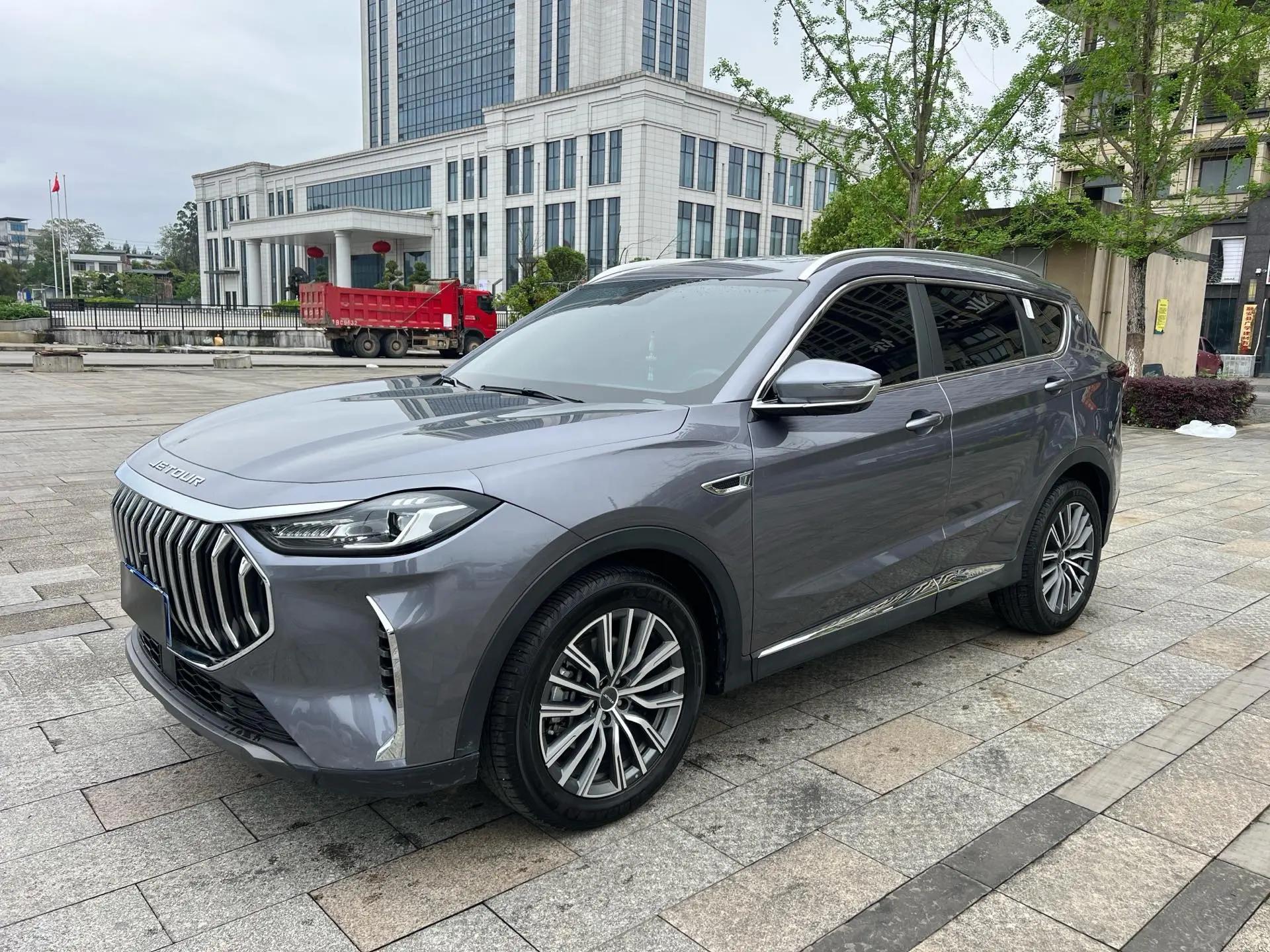 Jetour 2025 X70 PLUS 1.5T Champion Edition MAX5 Automatic Gear