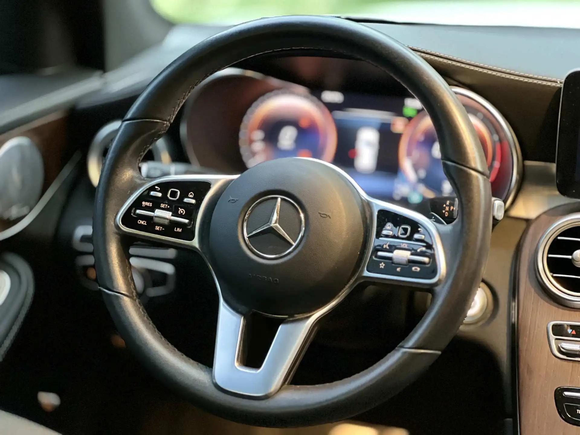 Mercedes Benz GLC 2021 GLC 300 L 4MATIC Dynamic 6