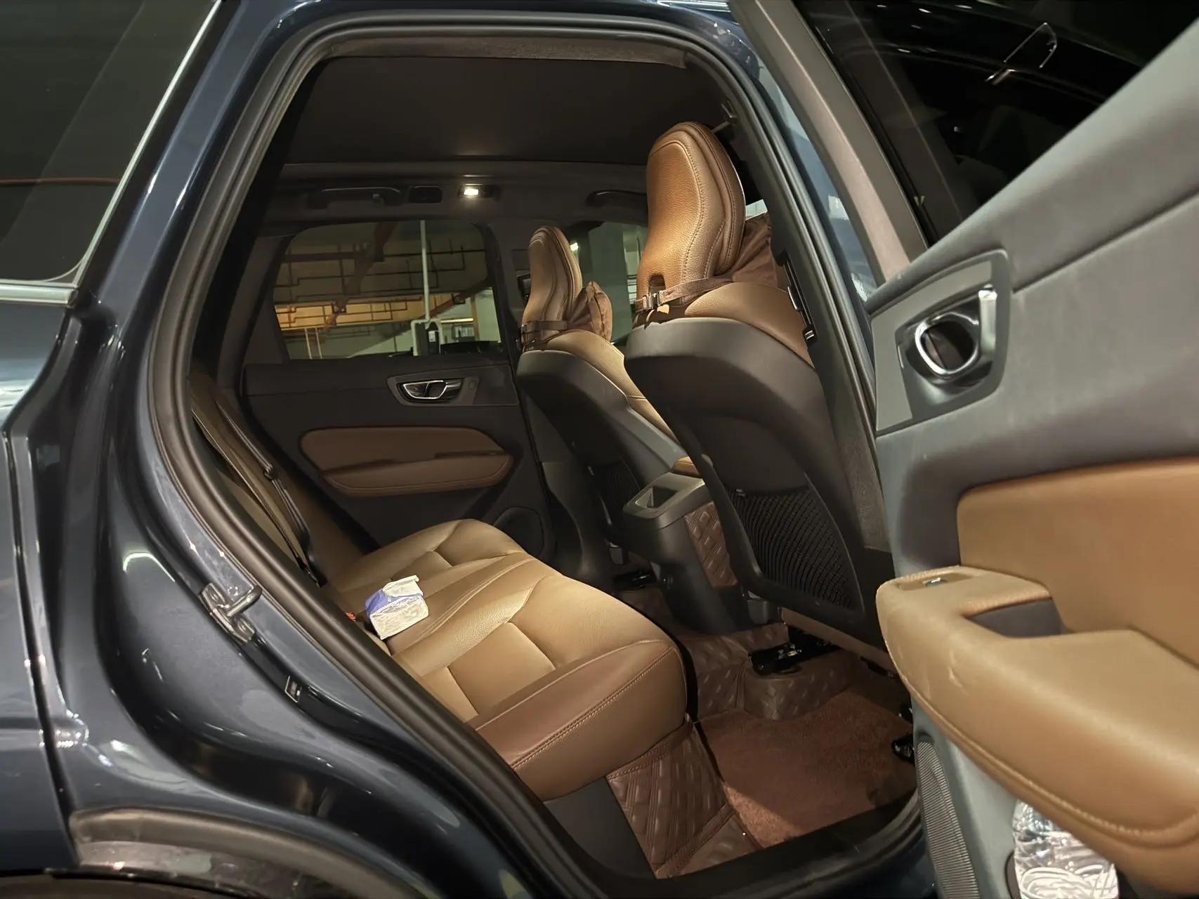 Volvo XC60 2022 B5 4-wheel-drive Zhiyi Deluxe Edition 5