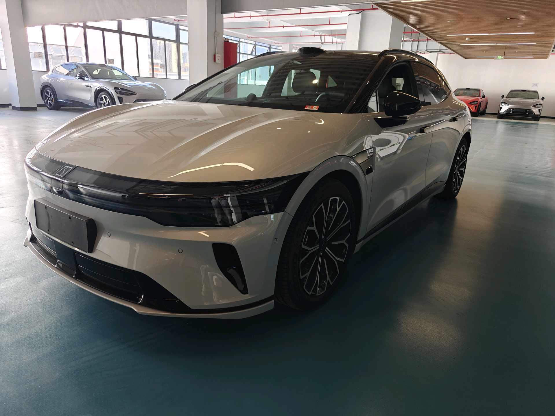 Zeekr 2025 Zeekr 007GT four-wheel drive intelligent driving version 75kWh automatic gear