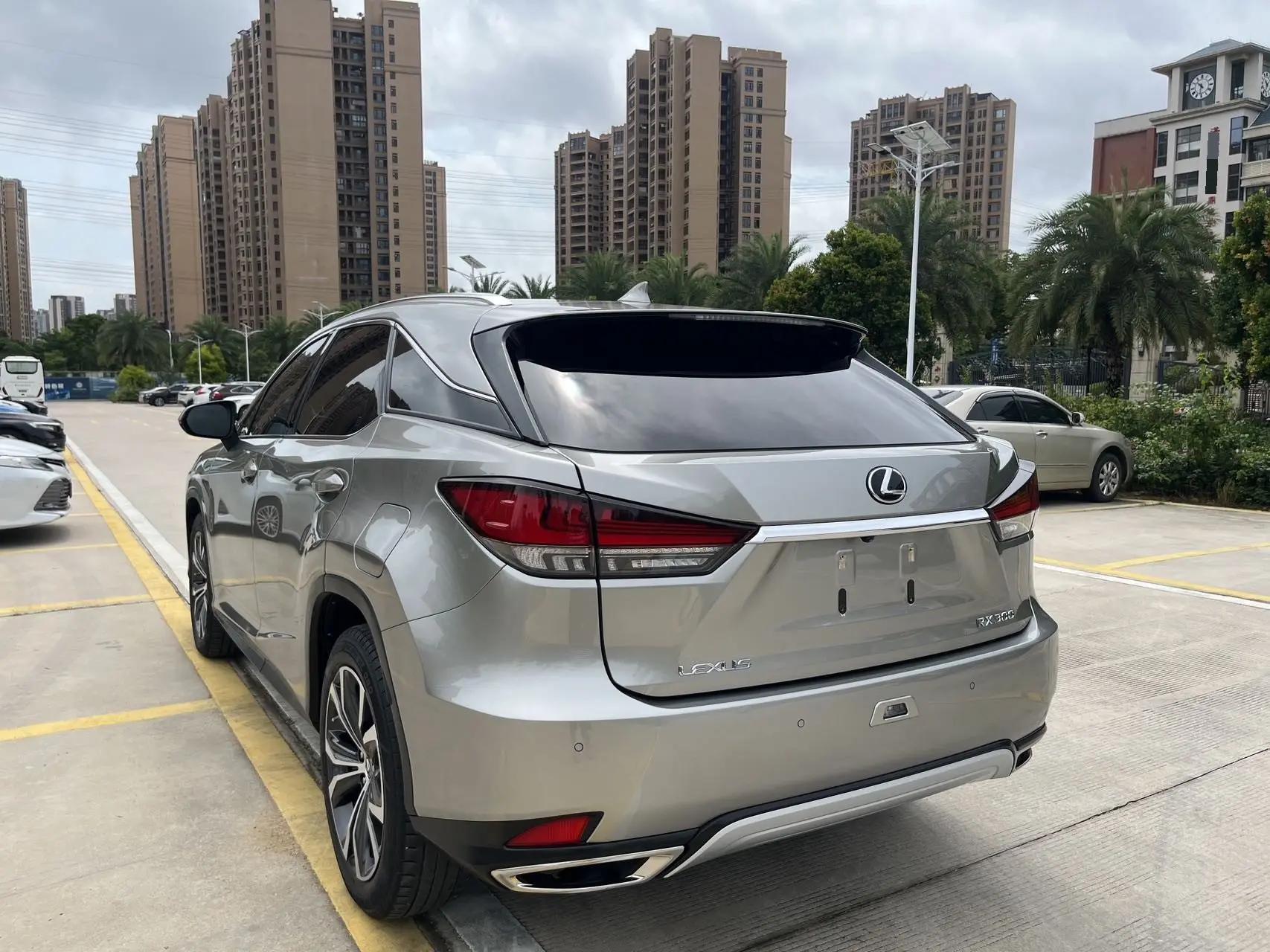 Lexus RX 2020 model modified 300 four-wheel drive elegant version 4