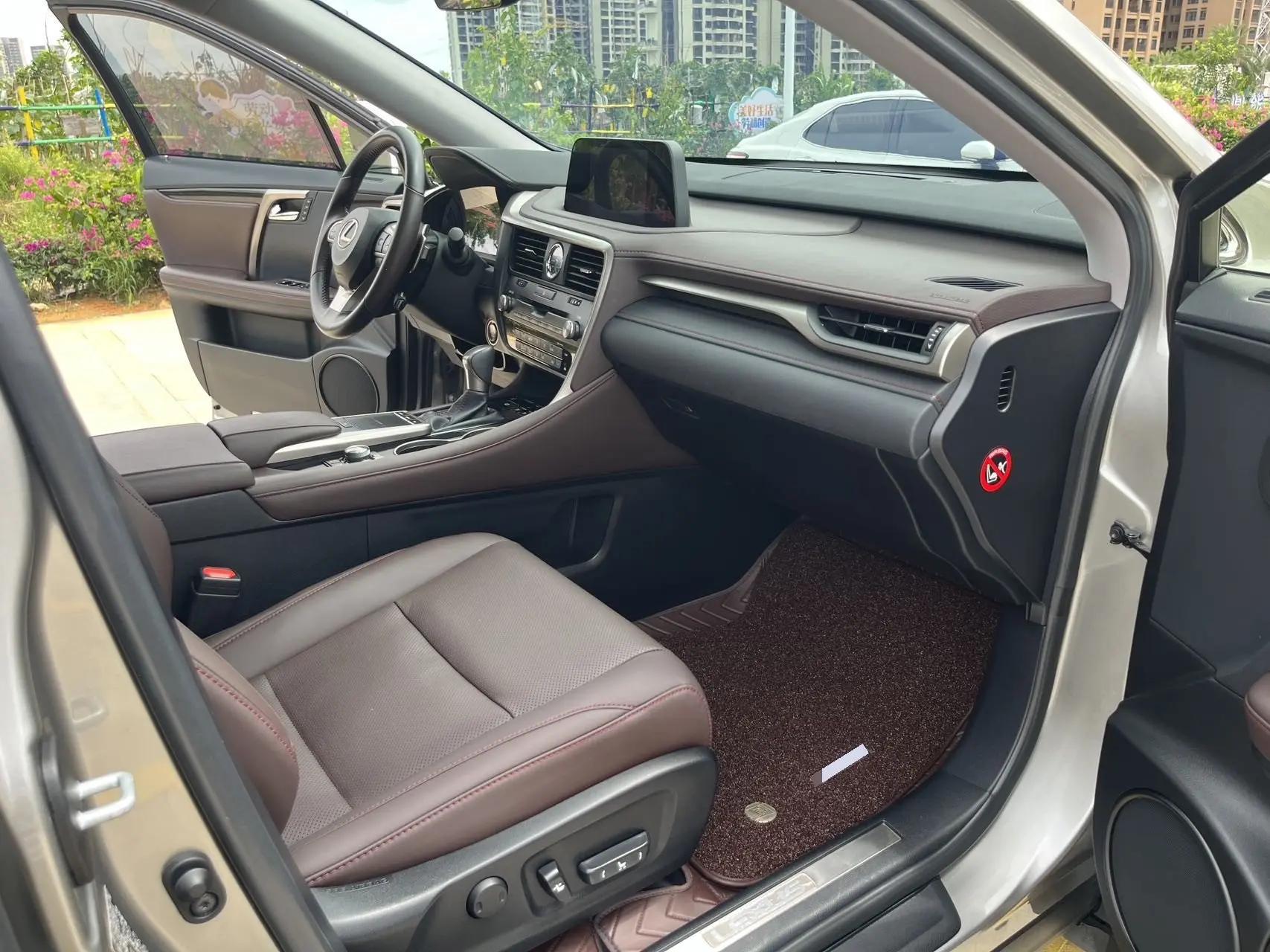 Lexus RX 2020 model modified 300 four-wheel drive elegant version 6