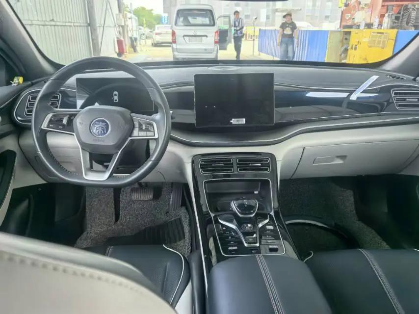 BYD 2023 Qin PLUS DM-i 1.5 CVT Champion Edition Leading Model 120KM Automatic 4