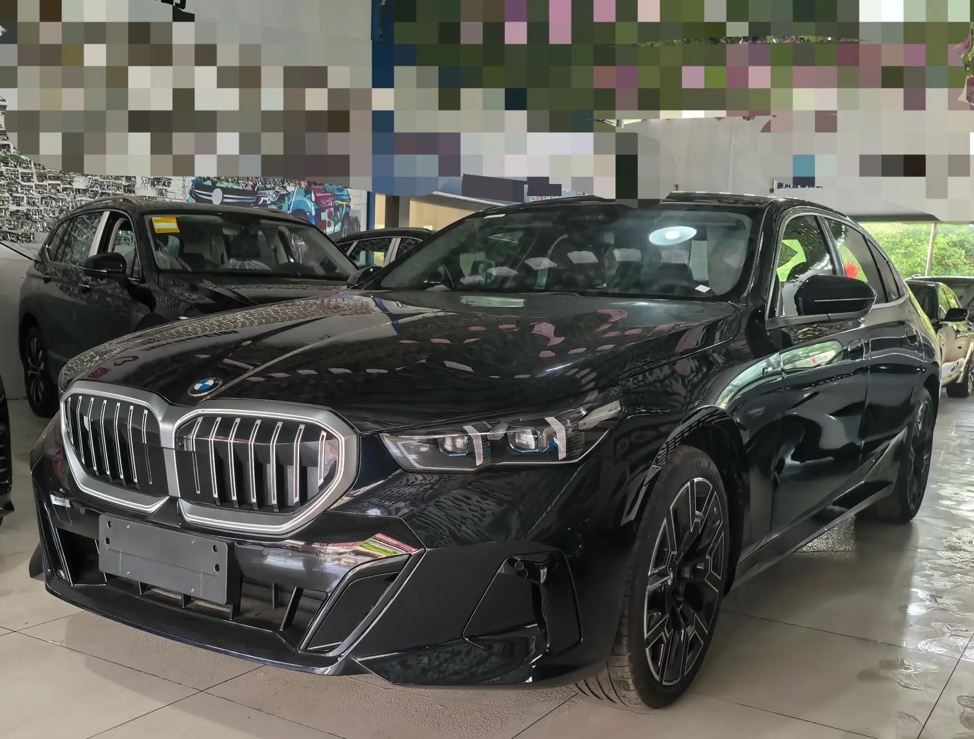 BMW 5 Series 2025 Model 530Li 48V 2.0T Luxury Version M Sport Package Automatic