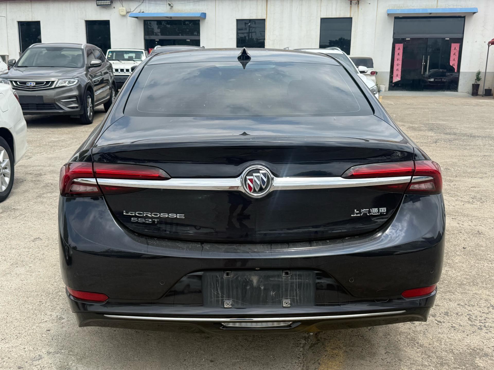 LaCrosse 2021 552T Luxury Model 5