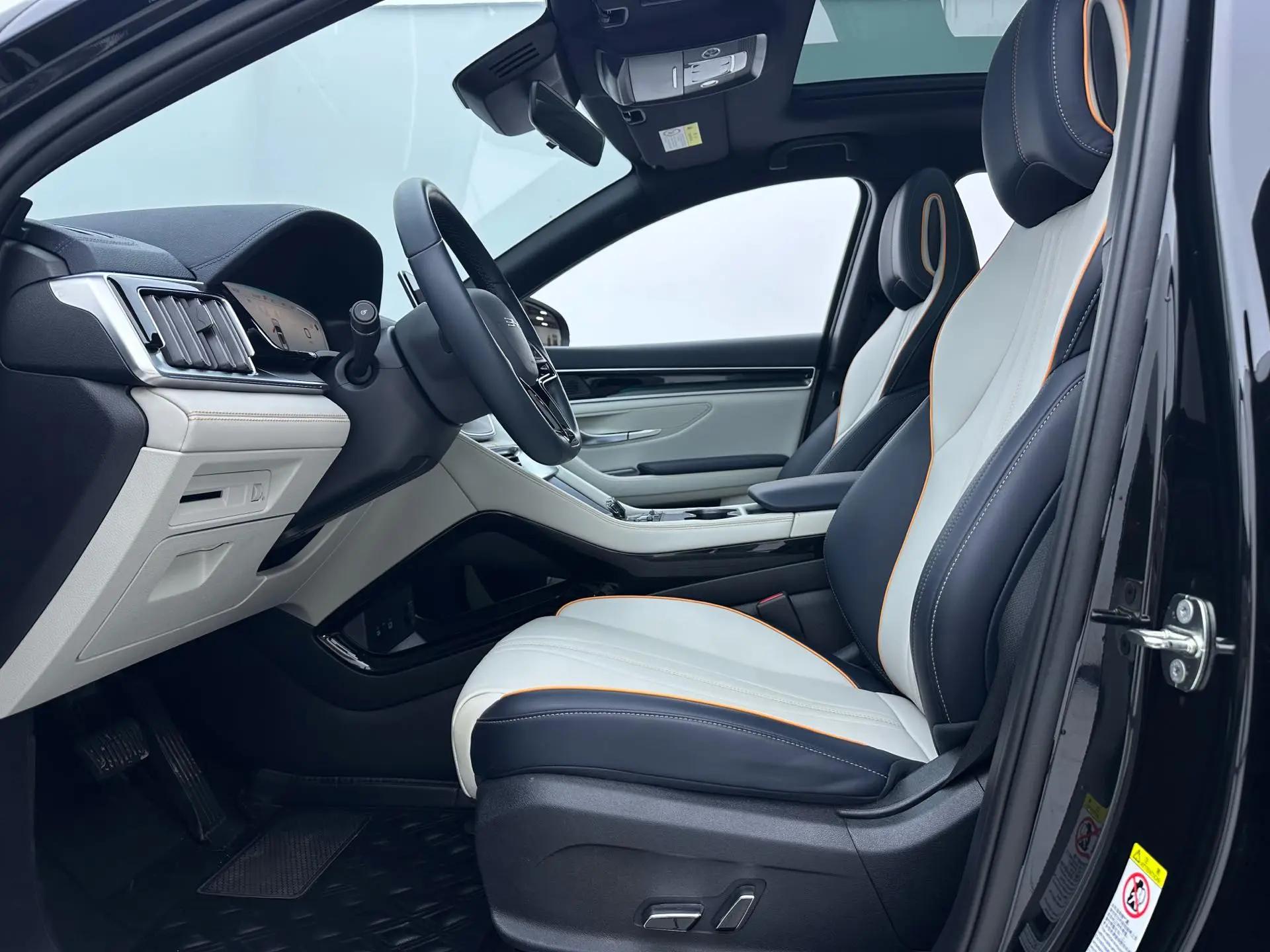 BYD 2023 Song PLUS EV Champion Edition 520KM Prestige Automatic 4