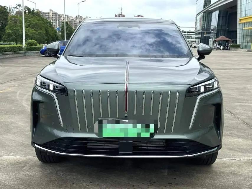 HongQi 2026 HS6 PHEV 1.5T 240 Smart Hybrid Automatic Gear 2