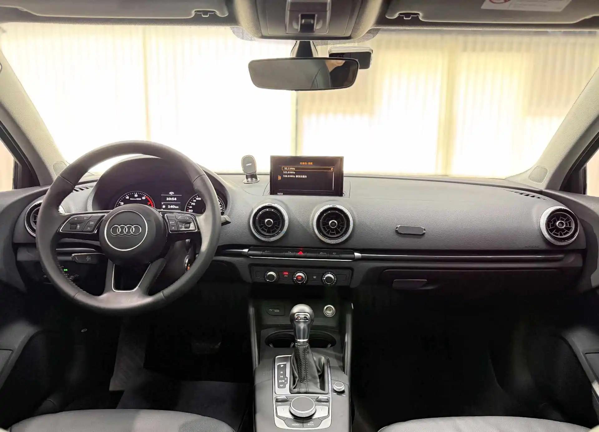 Audi A3 2020 Limousine 35 TFSI Fashion Country V 5