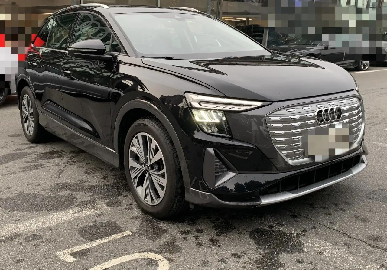 Audi 2023 Q5 e-tron 40 Brilliant Edition Luxury Package Automatic 2