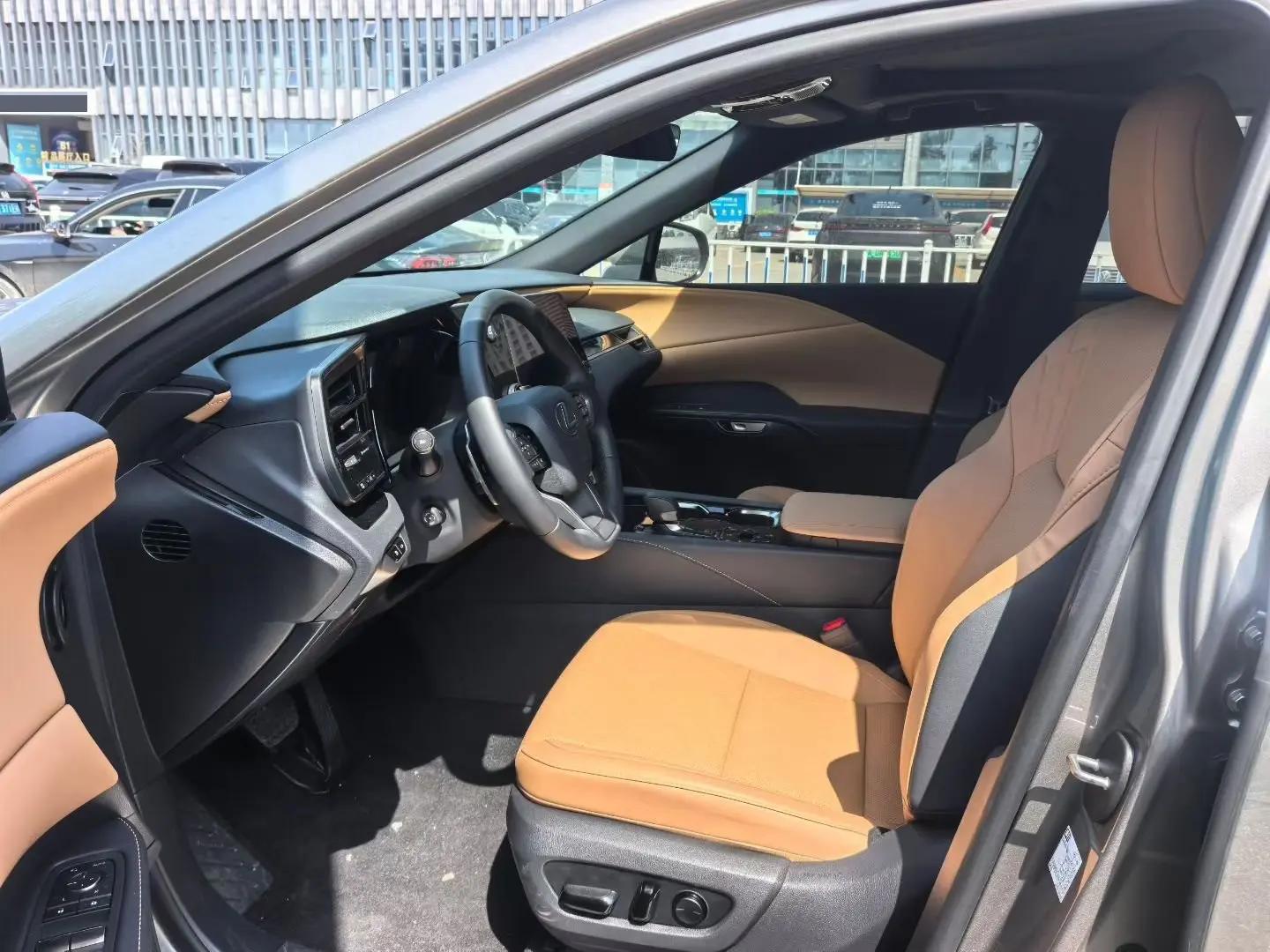 Lexus RX (Imported) 2024 RX300 2.0T Four-wheel Drive Edition Automatic Gear 2