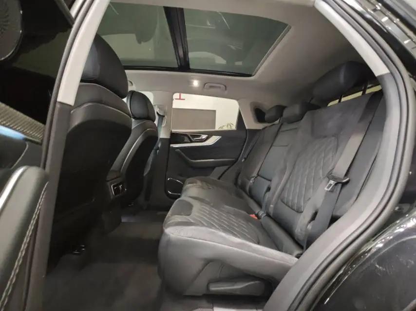 HongQi HS5 2019 2.0T Zhilian Flag Edition 4