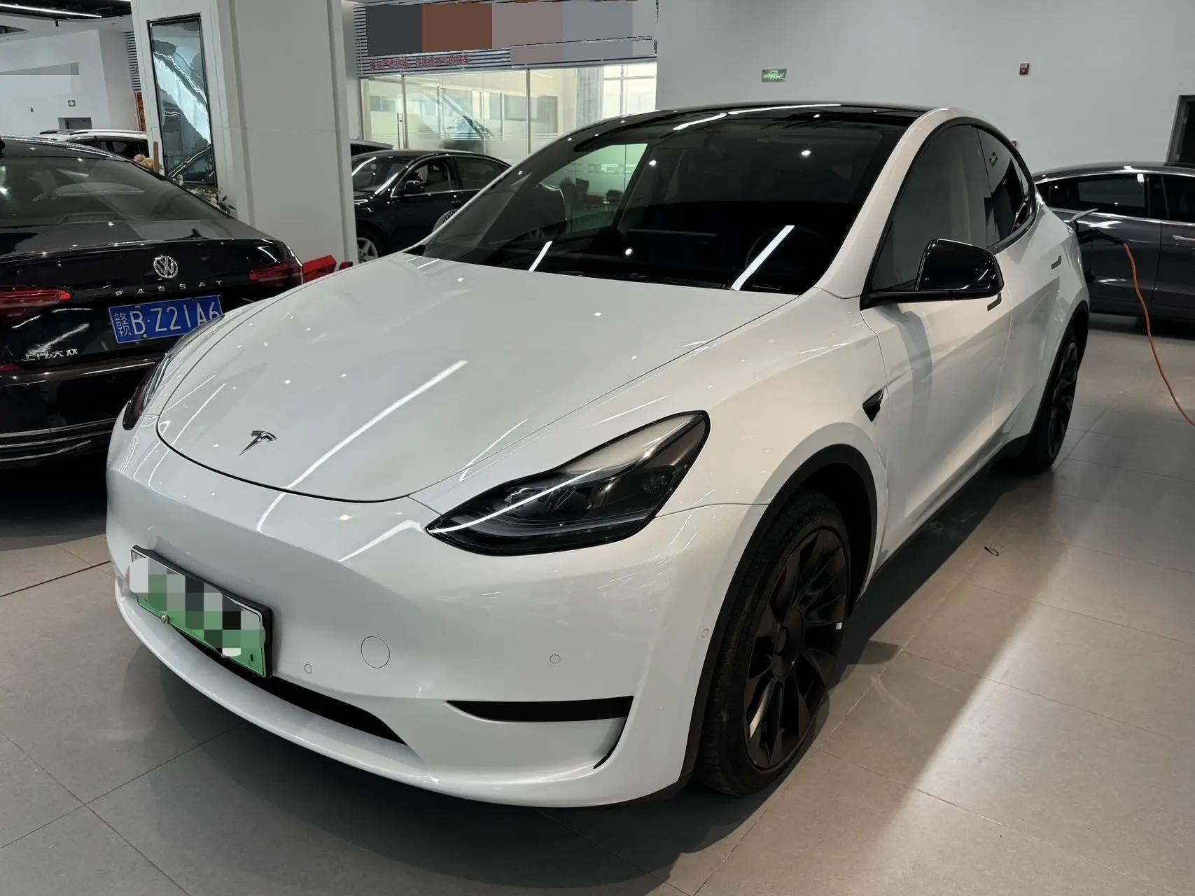 Model Y 2022 rear-wheel drive version