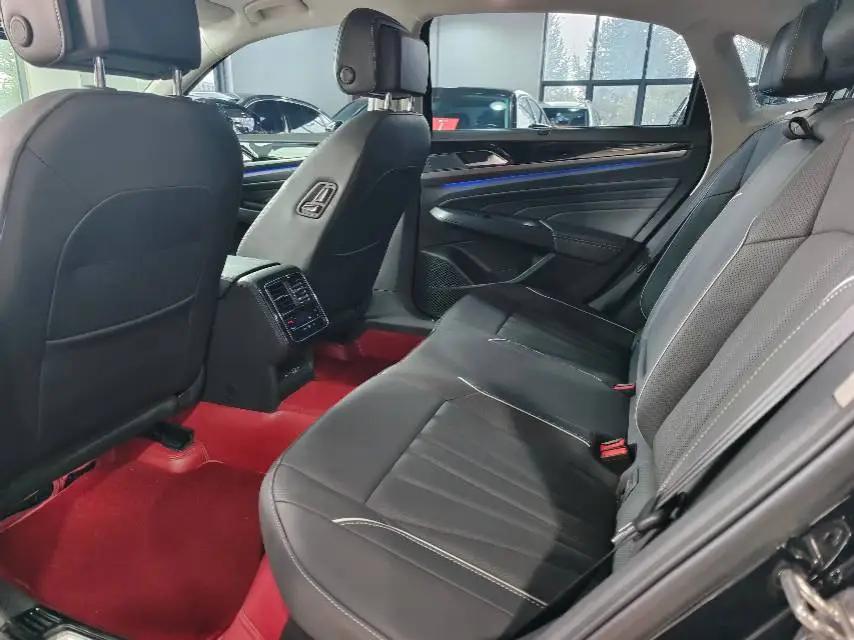 Volkswagen 2024 Passat 2.0TSI 380TSI Deluxe Edition Automatic 5