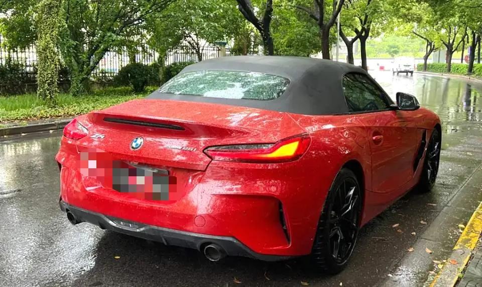 BMW Z4 2022 sDrive 25i M sports obsidian night suit 2