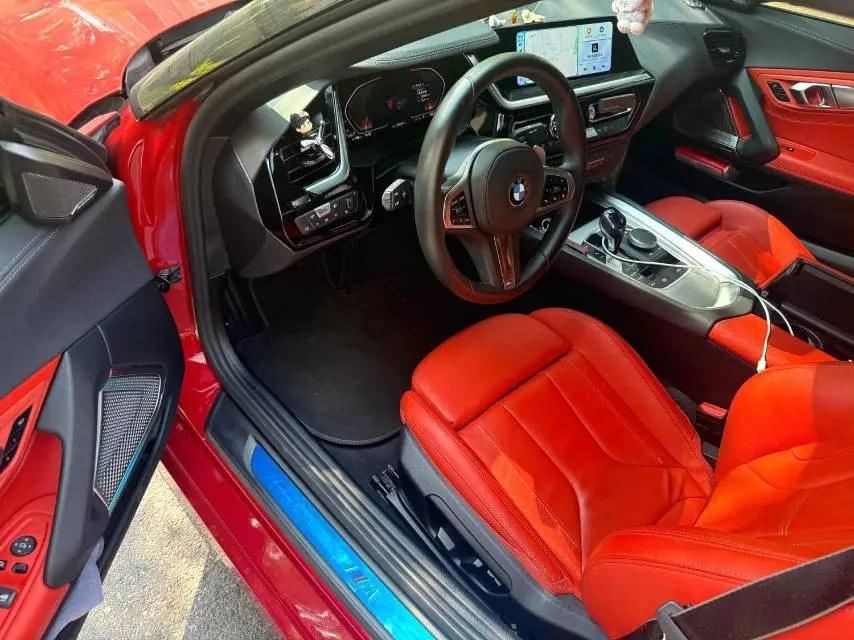 BMW Z4 2022 sDrive 25i M sports obsidian night suit 4