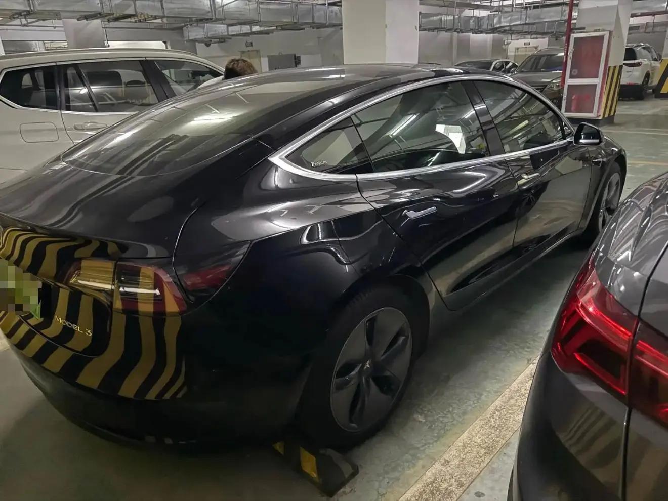 Model 3 2020 long-range rear-wheel drive version 2