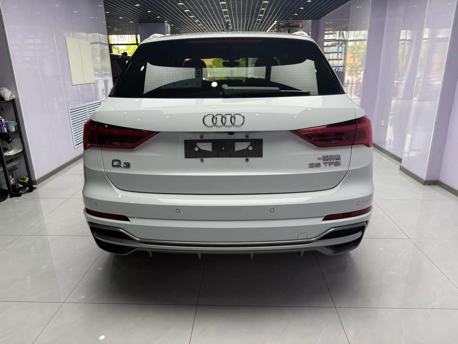 Audi 2023 Q3 1.4TFSI 35TFSI Stylish Dynamic Edition Automatic 2