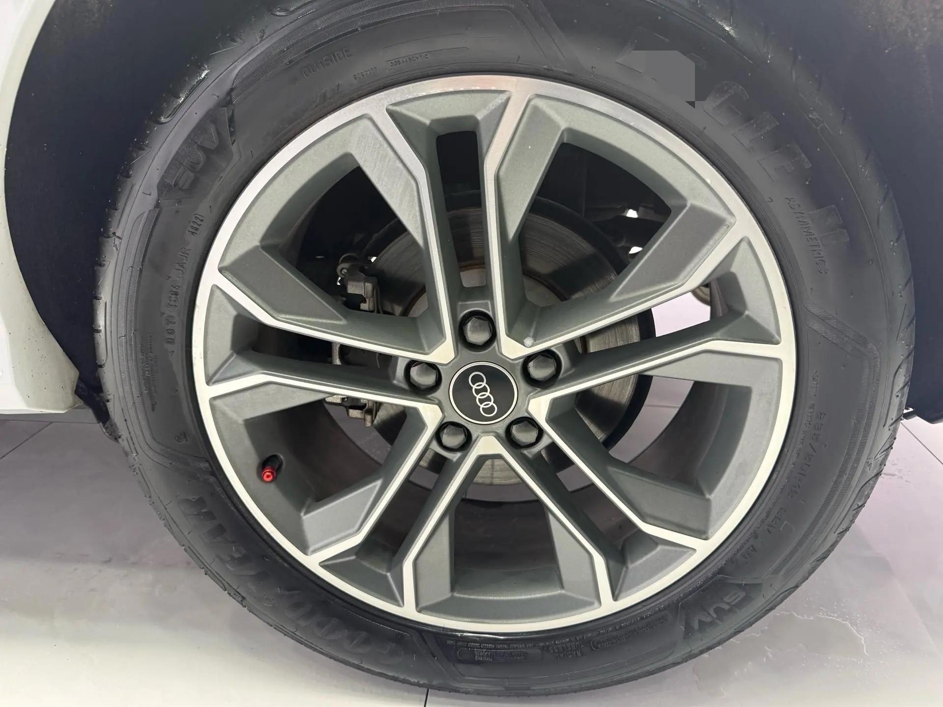 Audi 2023 Q3 1.4TFSI 35TFSI Stylish Dynamic Edition Automatic 6