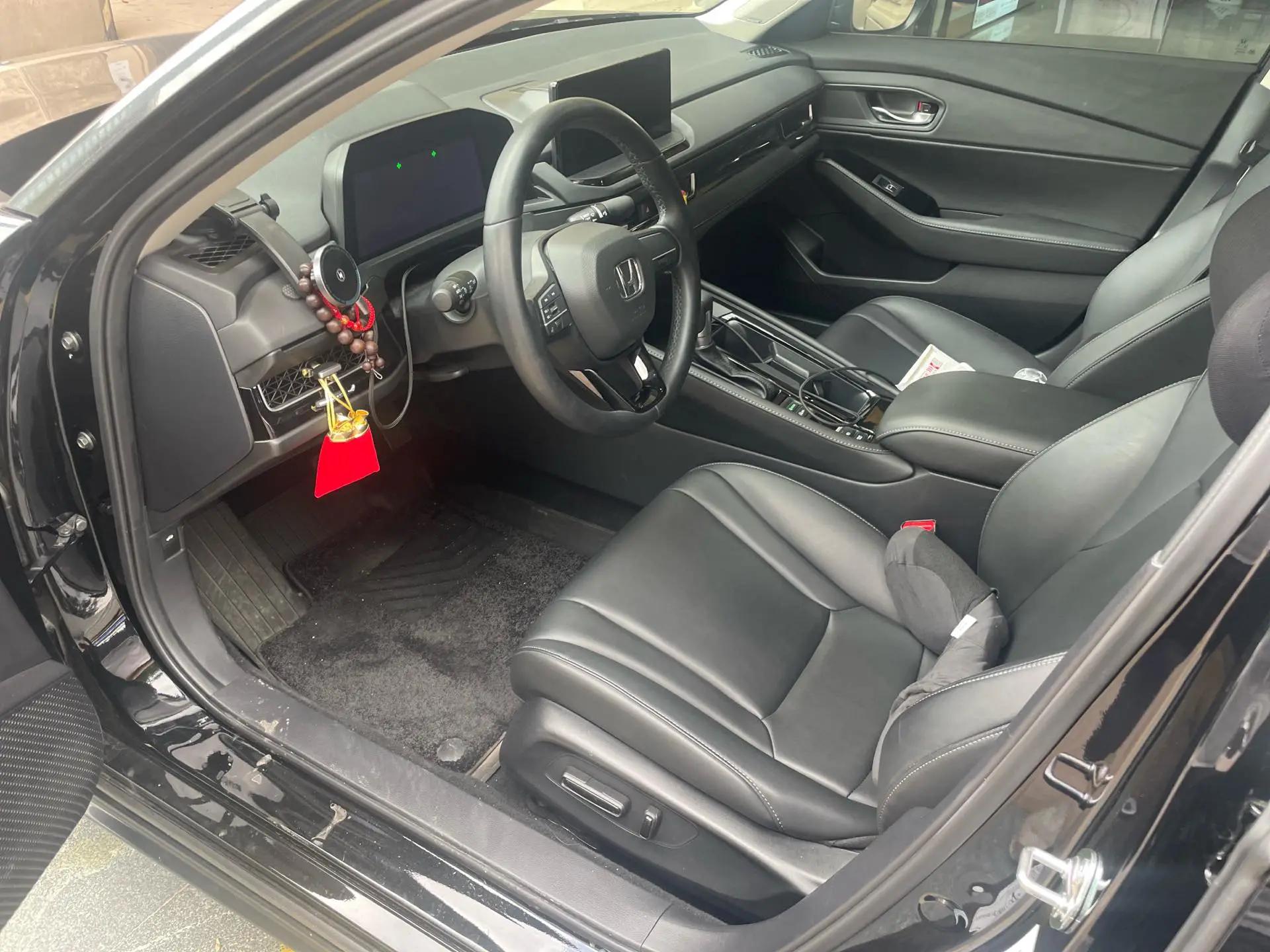 Honda 2023 INSPIRE 1.5T CVT 260TURBO Elegance Edition Automatic 3