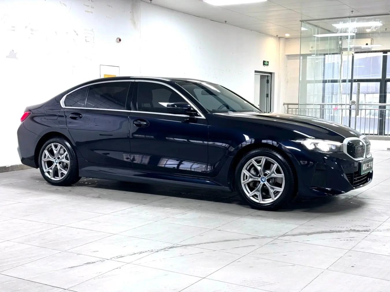 BMW 2024 i3 eDrive 35 L Automatic 2