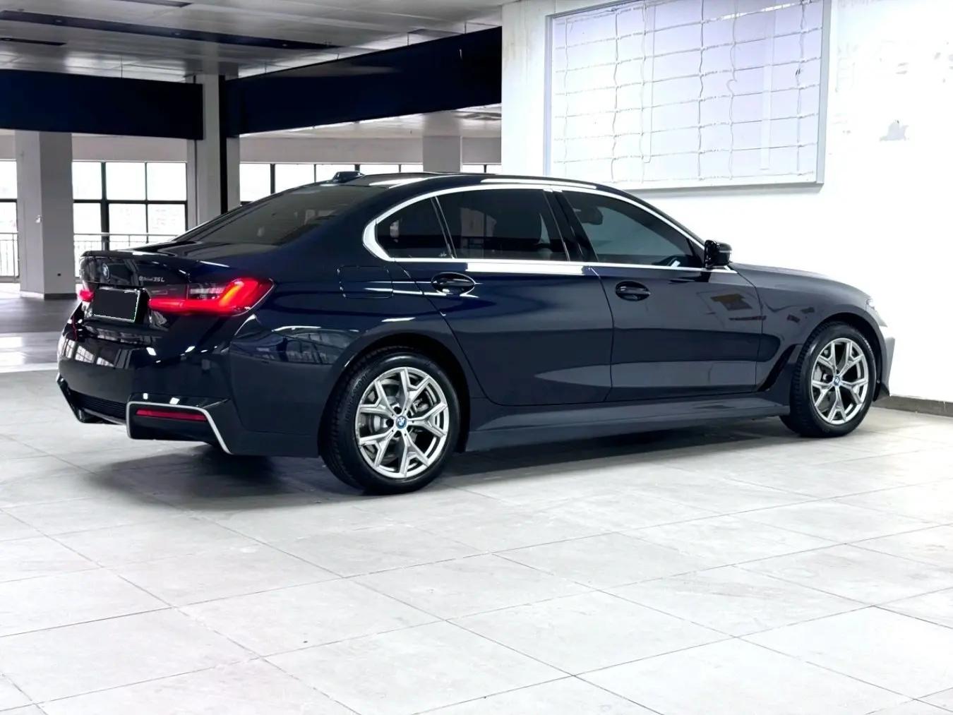 BMW 2024 i3 eDrive 35 L Automatic 7
