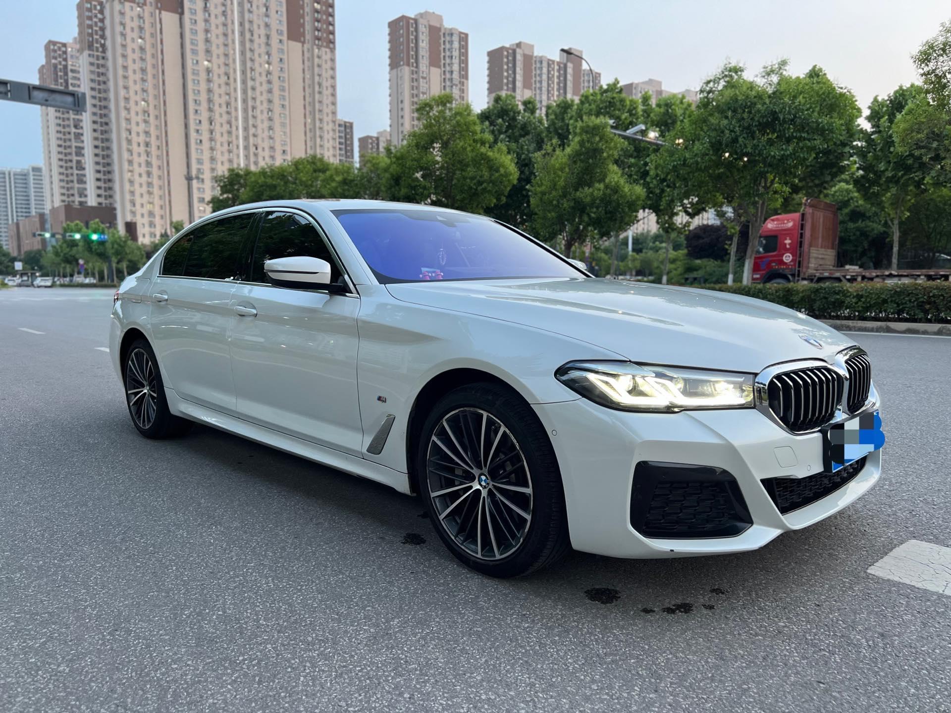 BMW 5 Series 2021 Modified 530Li Leading M Sports Suit 3