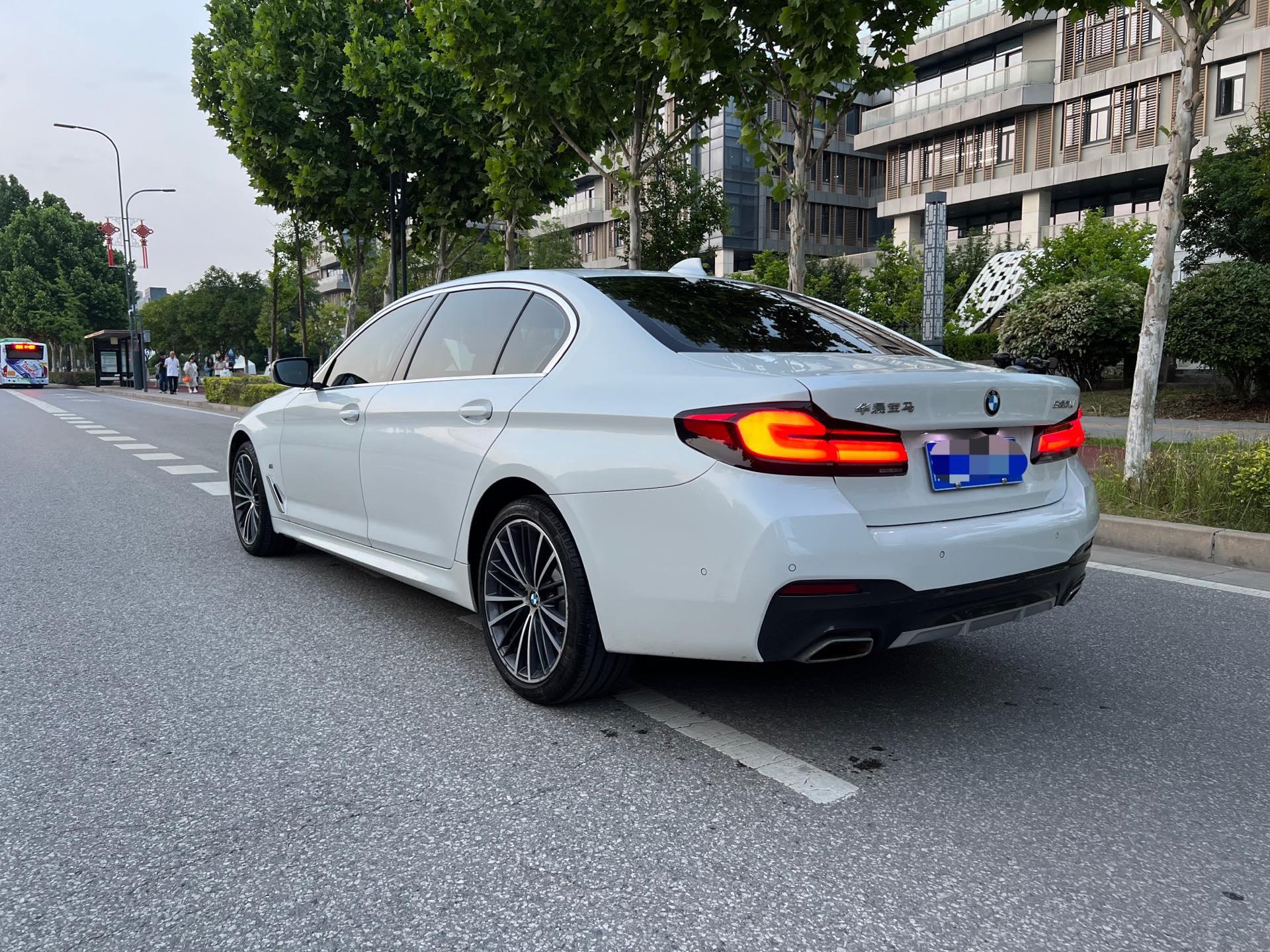 BMW 5 Series 2021 Modified 530Li Leading M Sports Suit 5