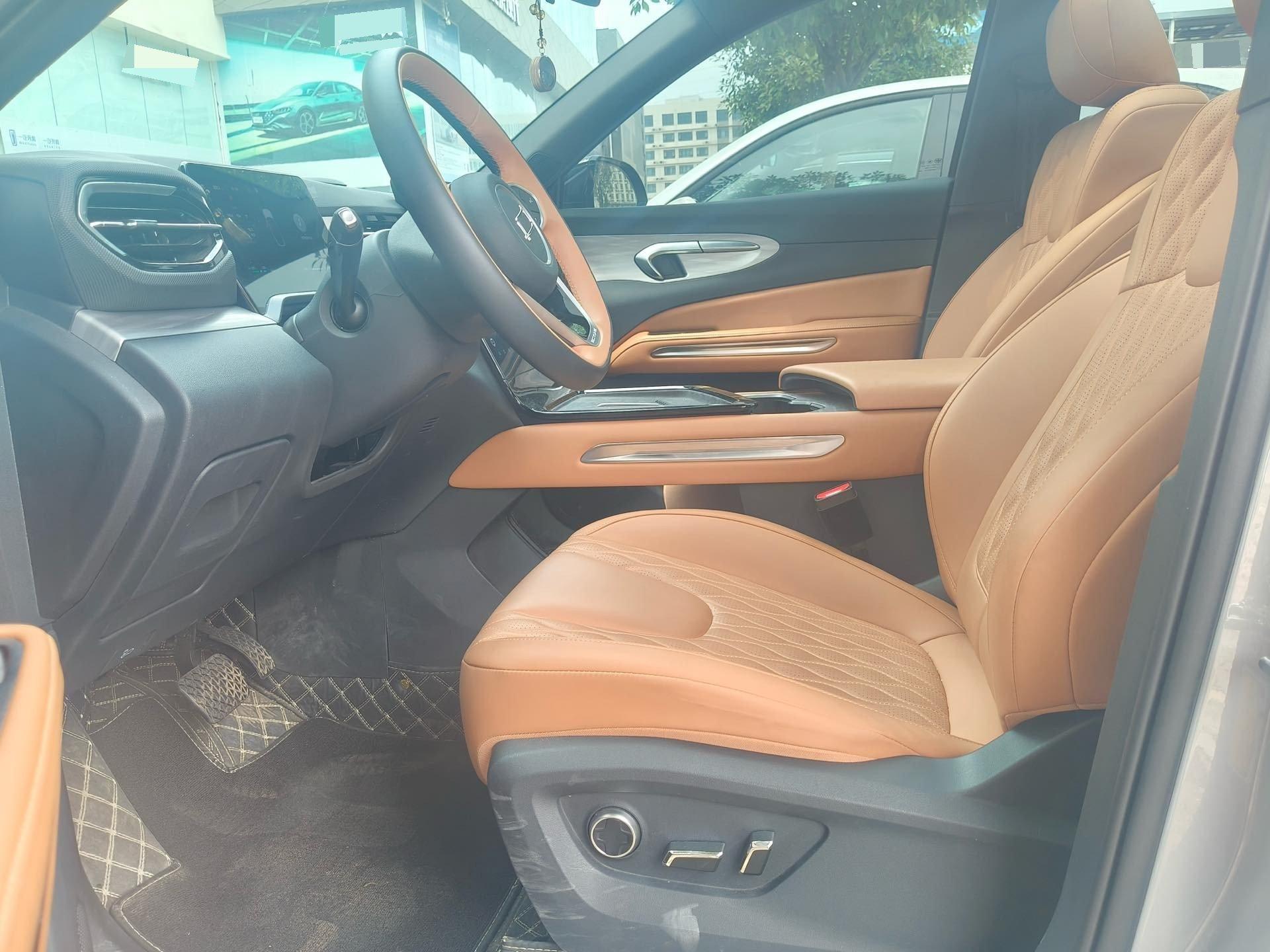 Bestune 2025 yueyi 07 1.5T 210km leisurely version of automatic gear 4