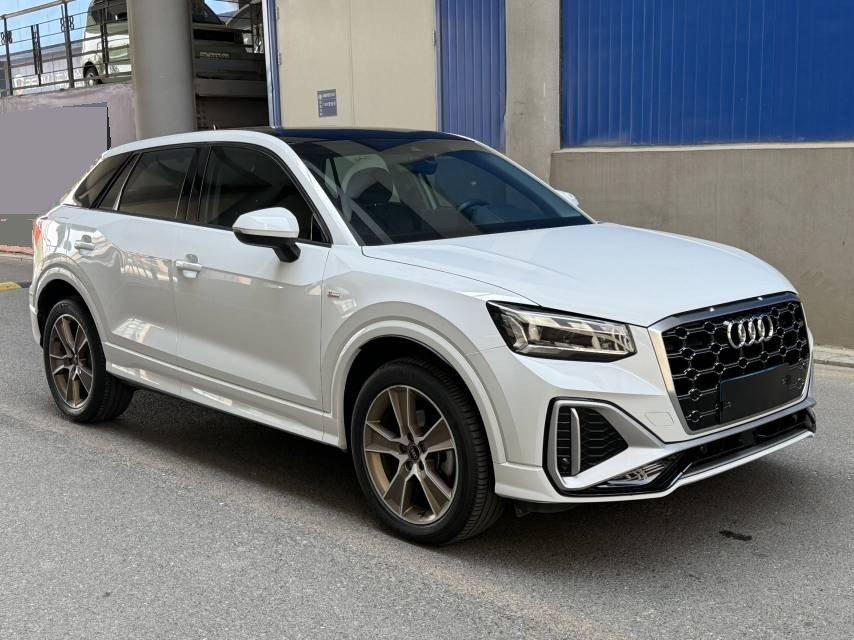 Audi Q2L 2022 35 TFSI Fashion Dynamic 2