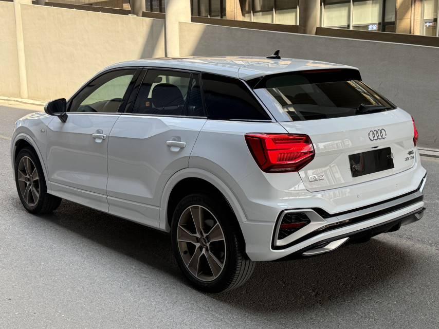 Audi Q2L 2022 35 TFSI Fashion Dynamic 5