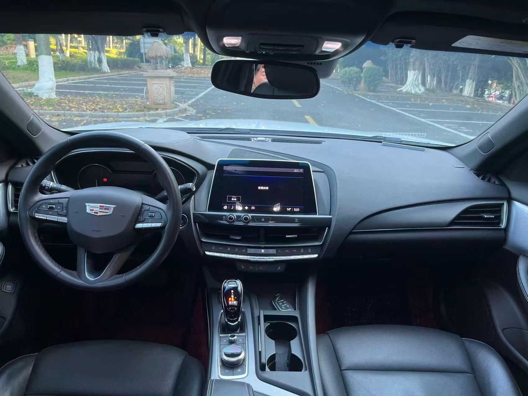Cadillac CT5 2021 28T Luxury Model 5