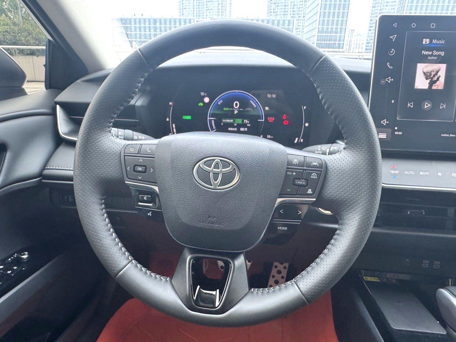 Toyota 2026 Camry Dual Engine 2.0HSE CVT Sport Lite Edition Automatic 9